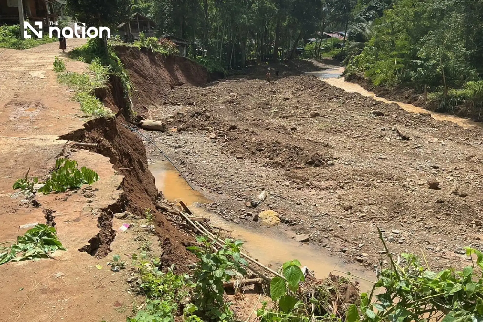 Flood-hit Mae Hong Son faces road closures and power outages