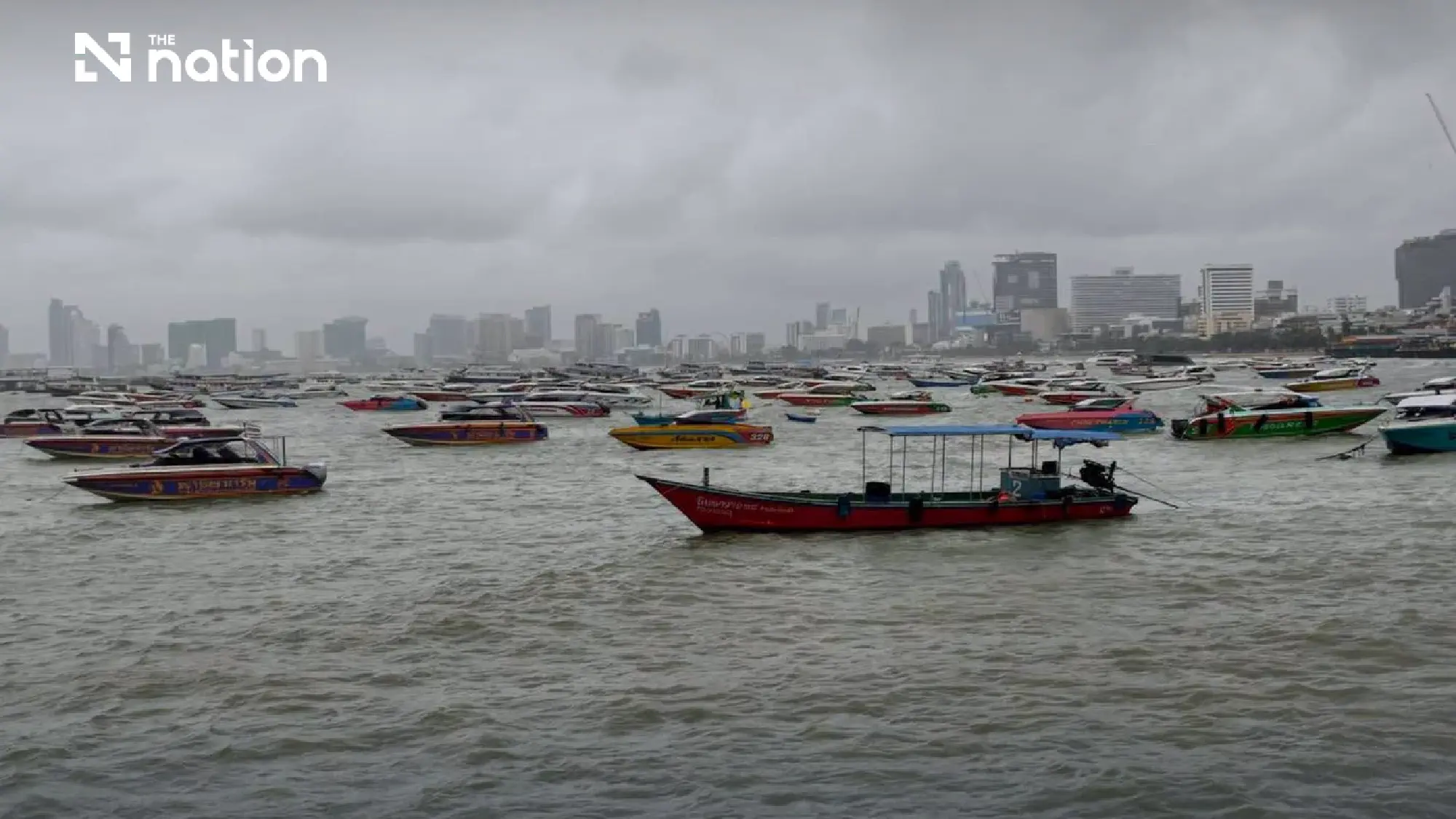 Sri Racha orders over 200 households to evacuate amid floods as Pattaya bans all boat departures on Sept 25