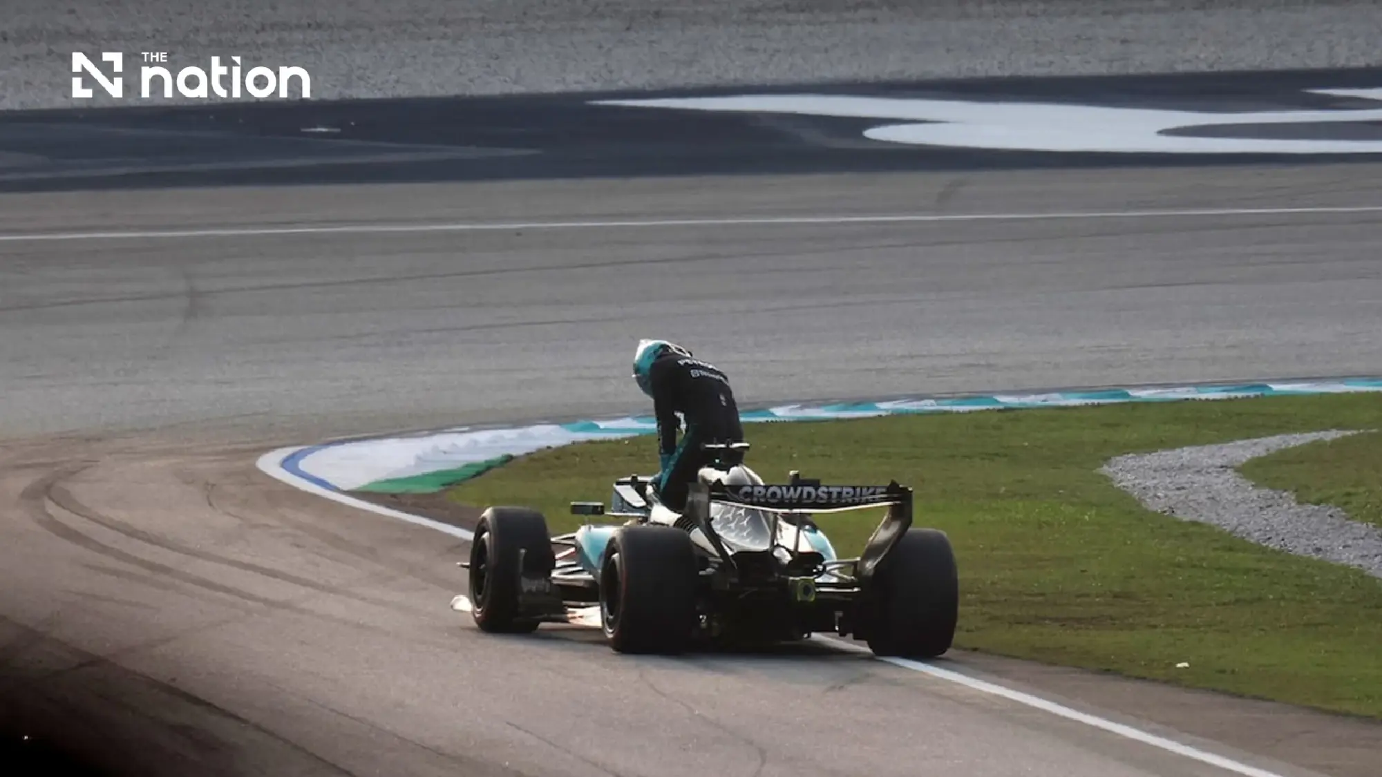 Verstappen wins Bahrain GP in Malaysia by 2.307s on Oct 4