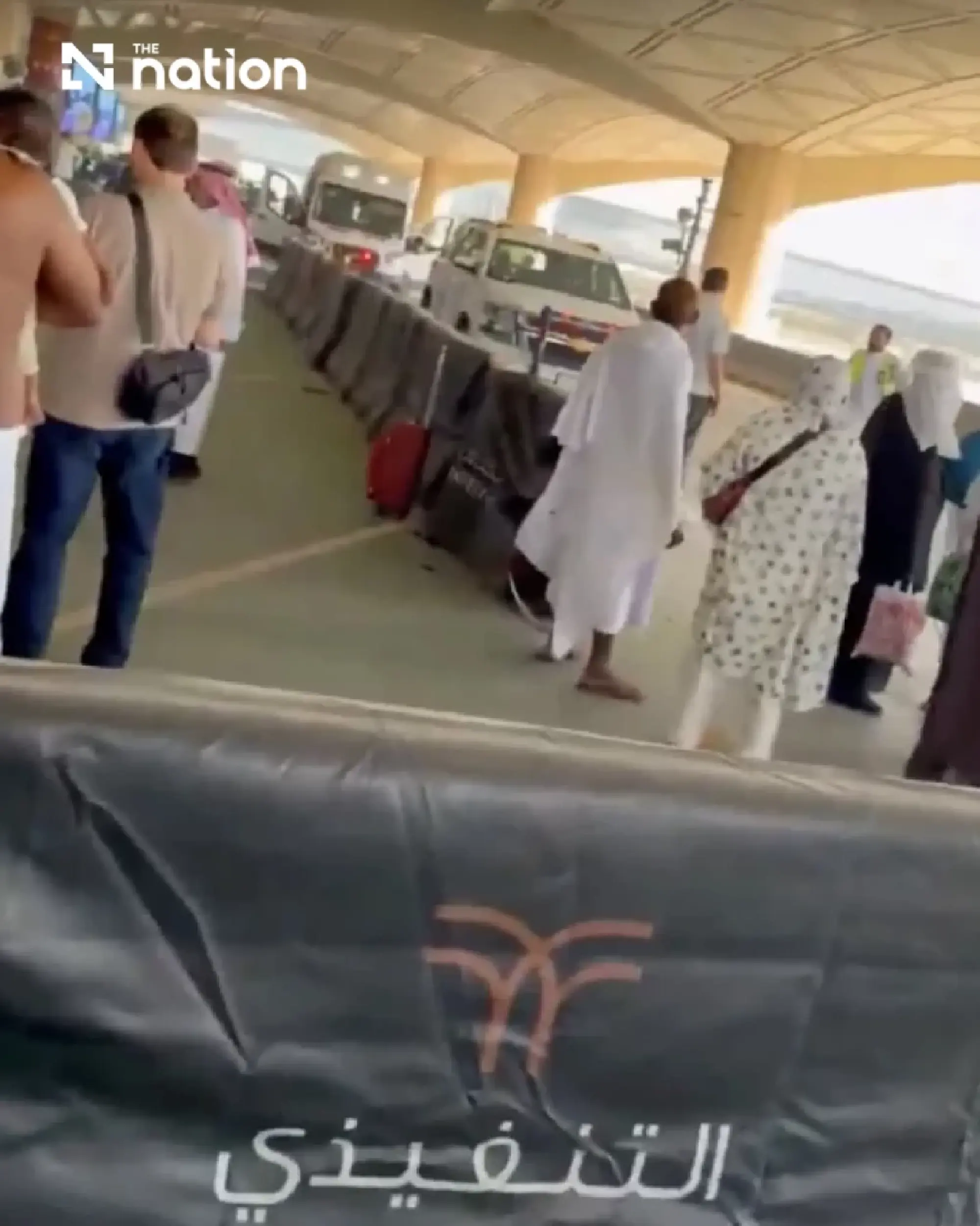 Saudi Arabia airspace warning widened after Houthi airport attacks