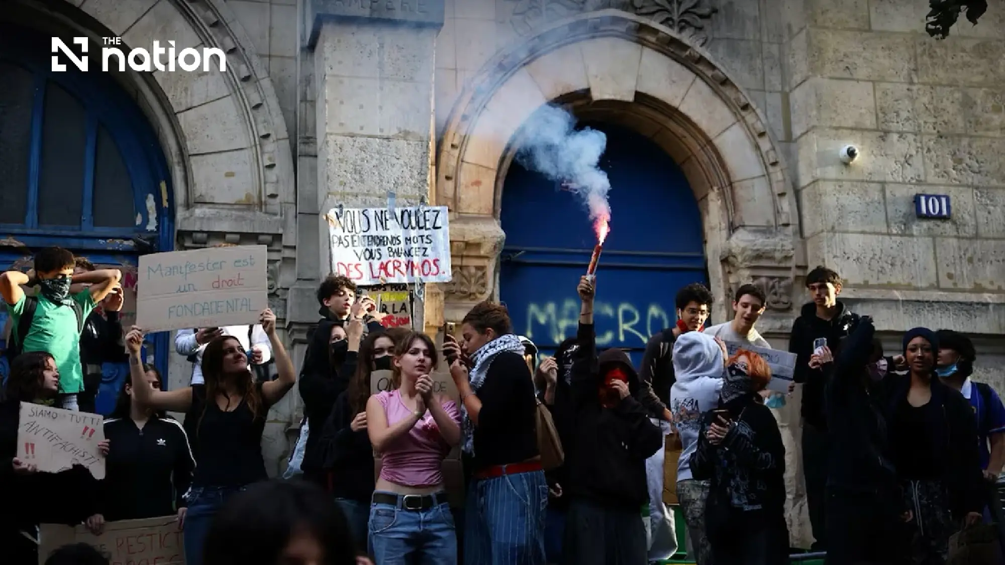 French students clash, over 5,000 arrested as 400 schools shut on October 2