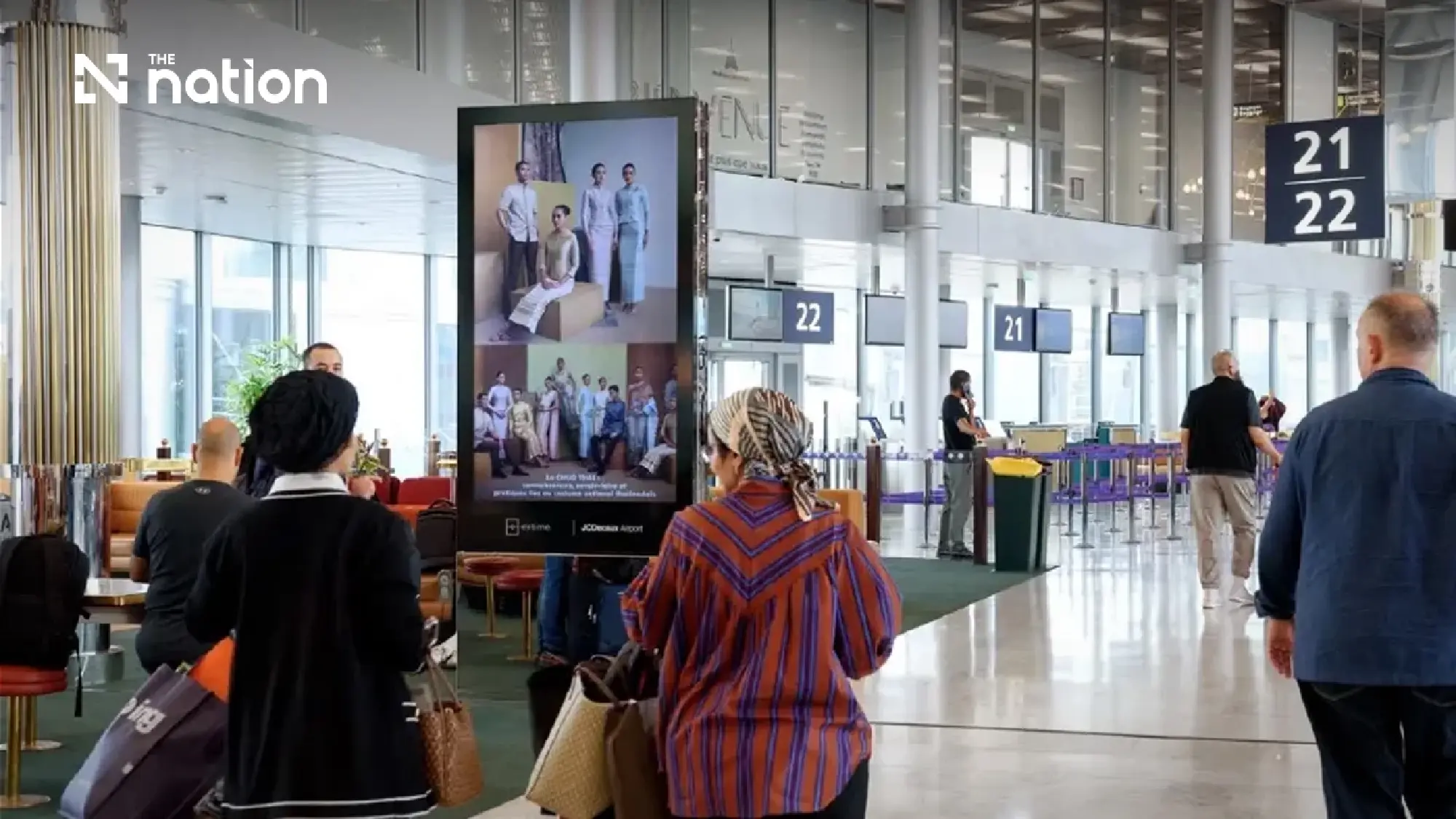 Chud Thai promoted at Paris airport before UNESCO heritage review
