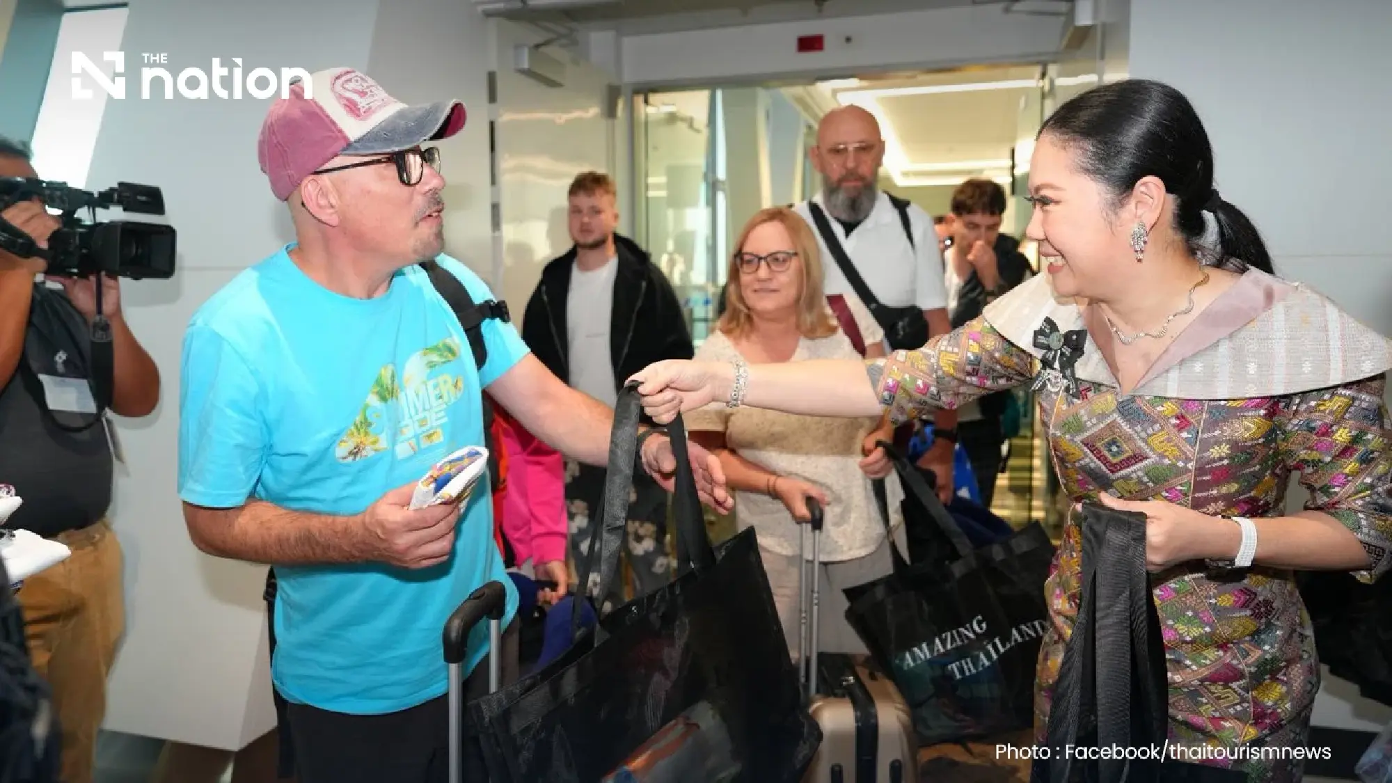 LOT Polish Airlines launches direct Warsaw–Bangkok flights