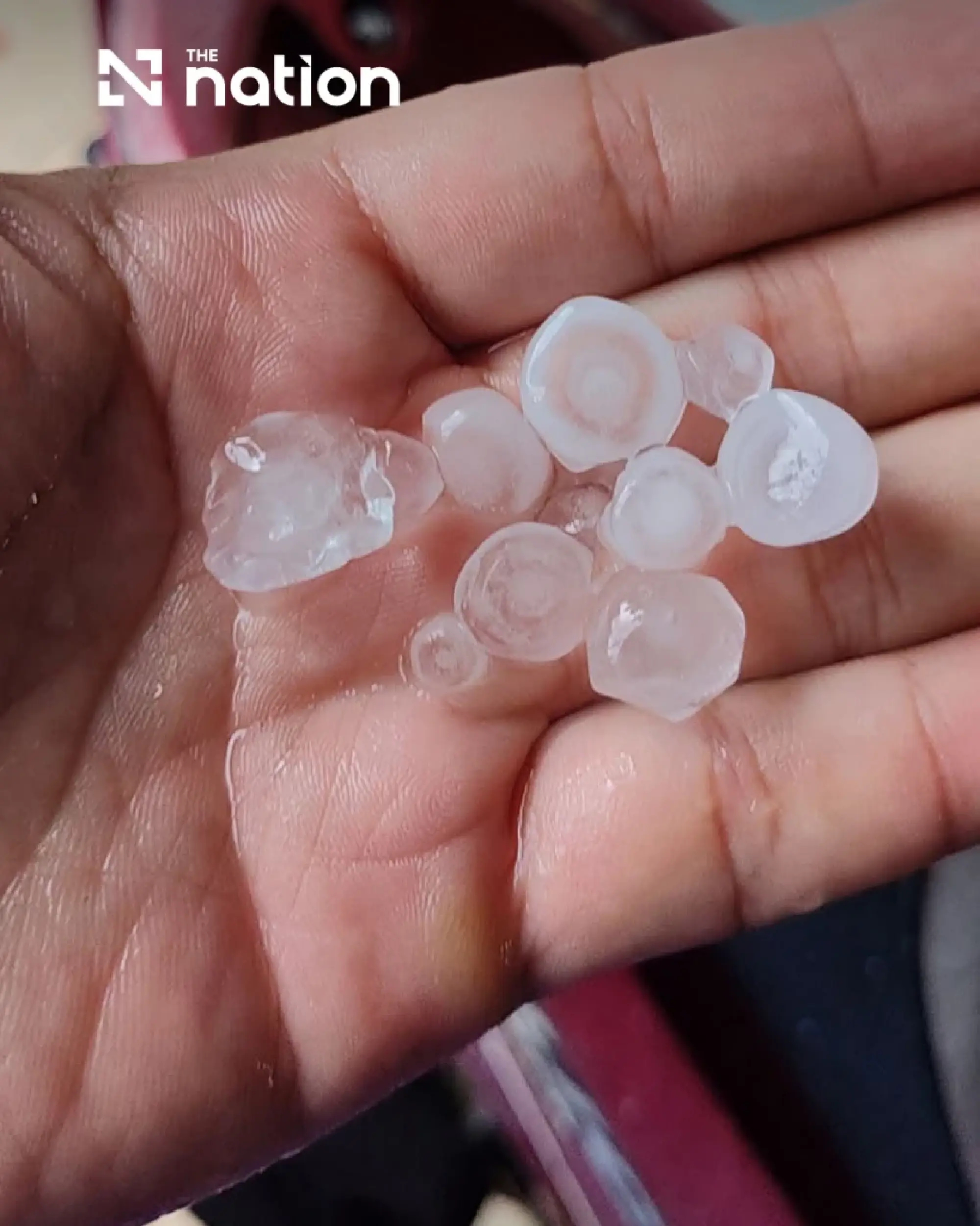 Heavy rain with strong winds and hail hits several Bangkok areas