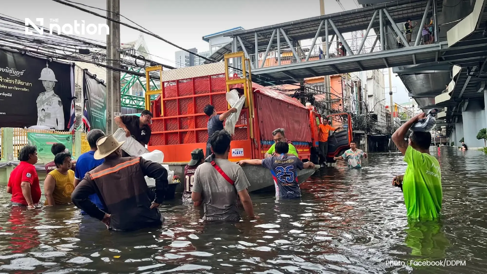 DDPM reports 3.26m people hit by Thai floods on Oct 4