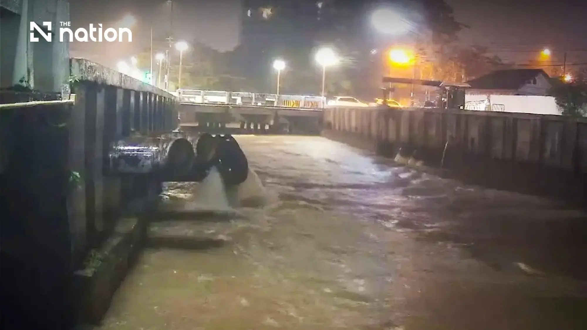 Phuket City issues red alert as roads flood on October 29