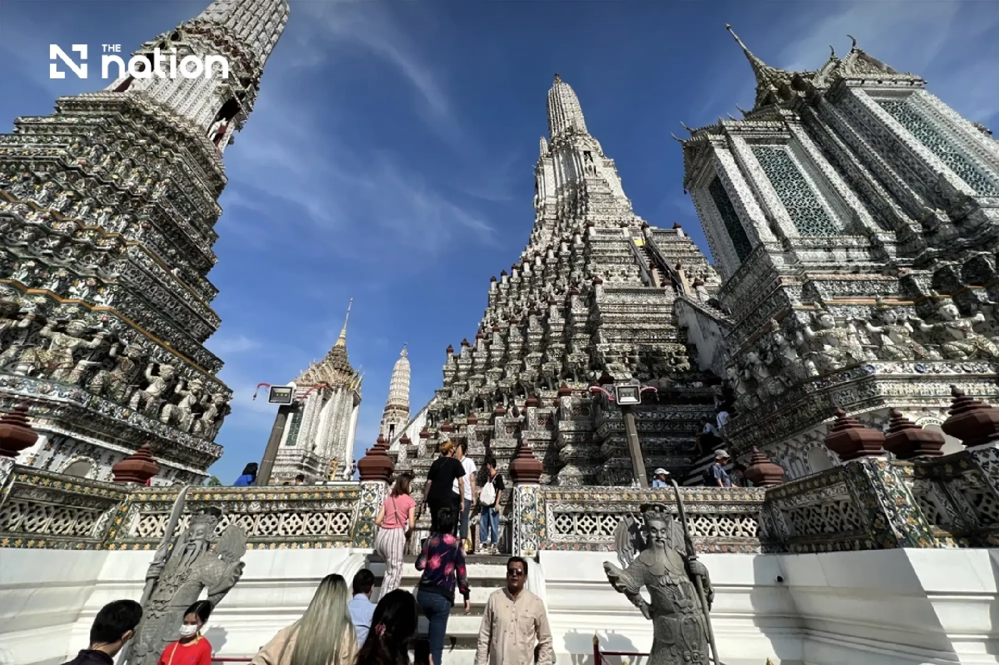 Foreign visitors could face 2,570 baht in Thailand travel fees