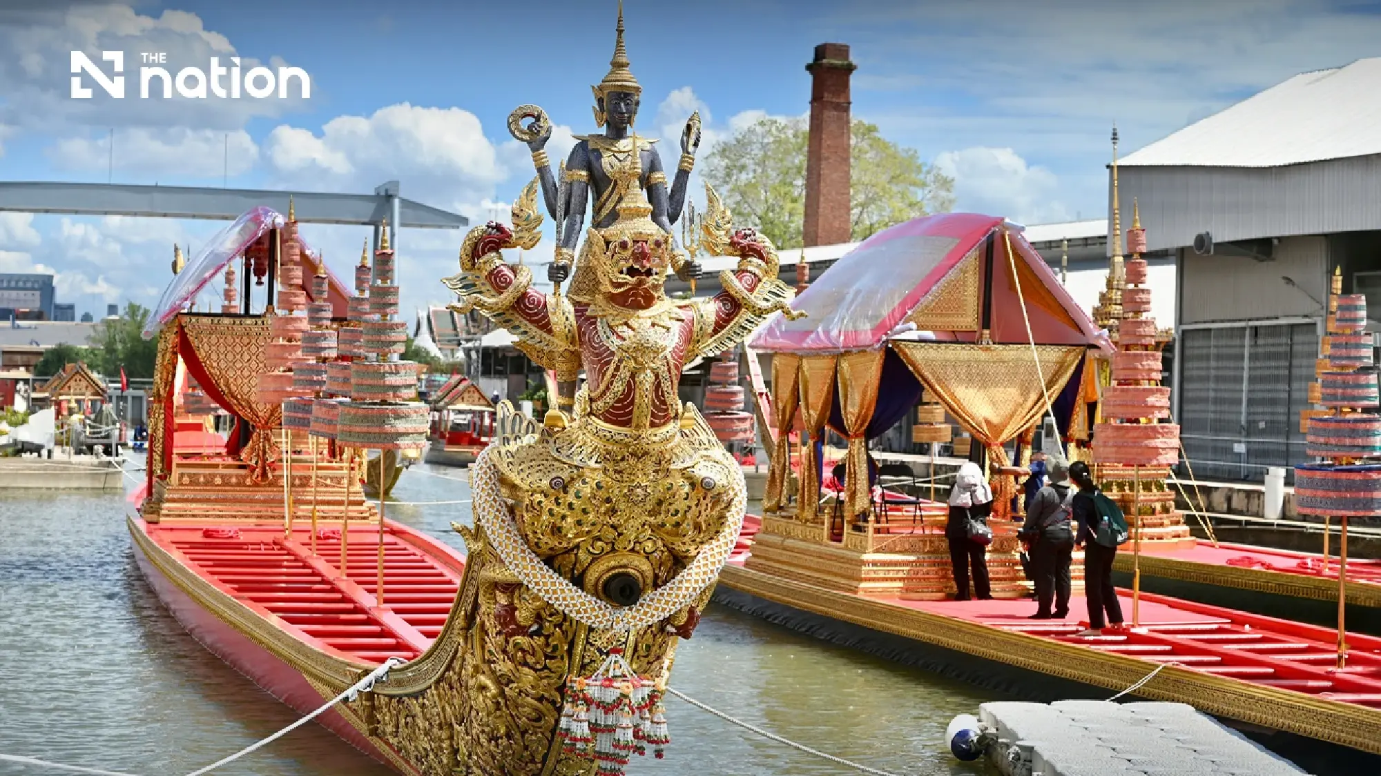 Thailand fits royal regalia to Suphannahong for barge procession