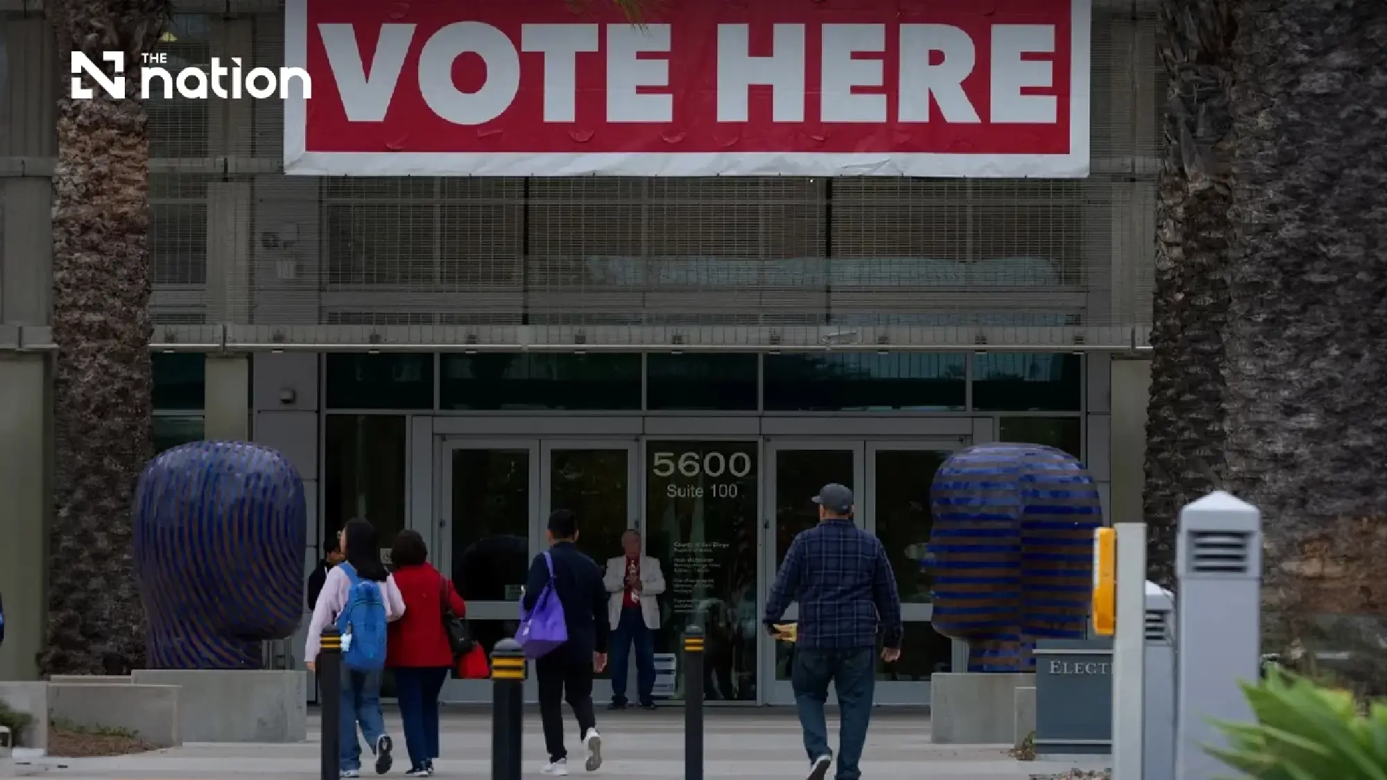 Trump, cost pressures and immigration define US midterm race