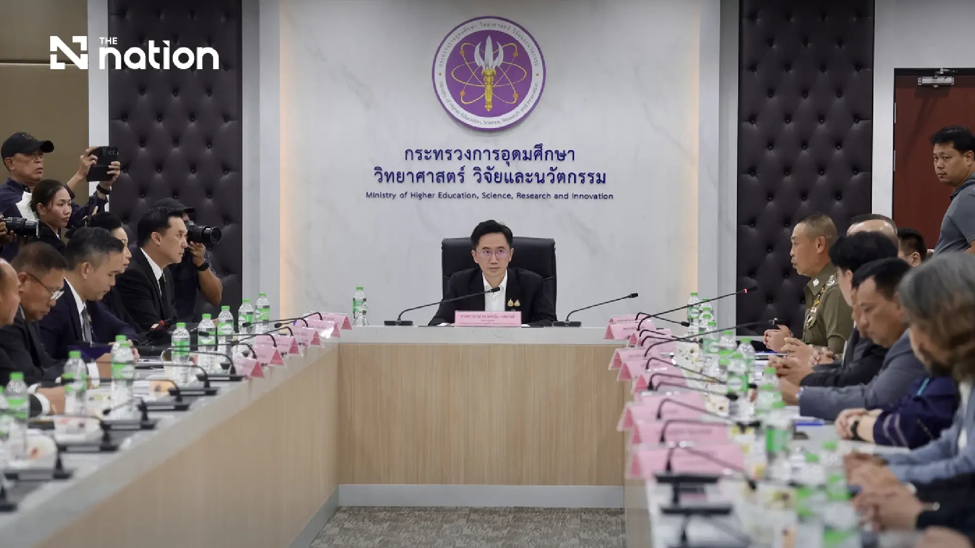 Uthenthawai students protest relocation as Chula backs public use