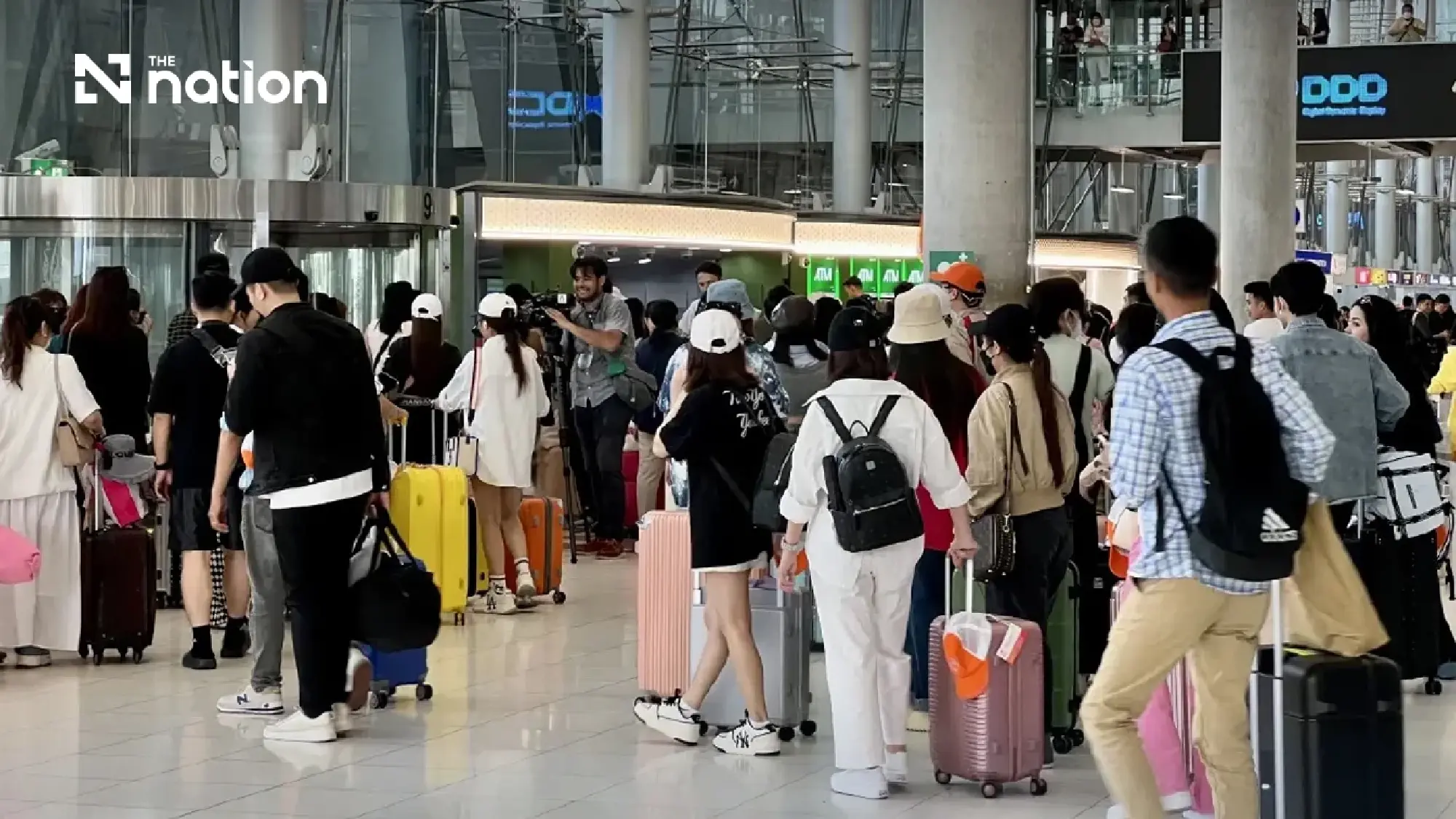 Revenue Dept holds public hearing on 1,000-baht departure tax until Oct 29