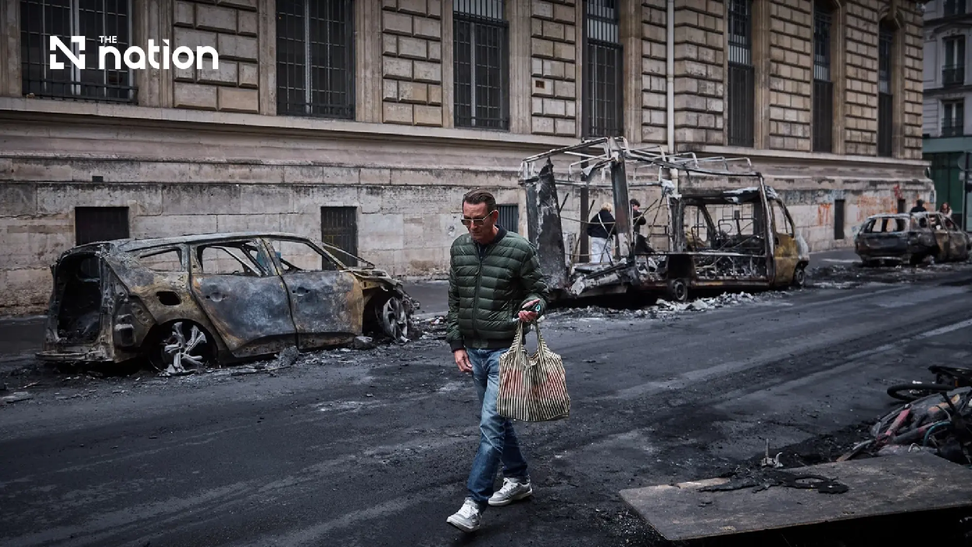France riots slow Paris hotel bookings for next six weeks