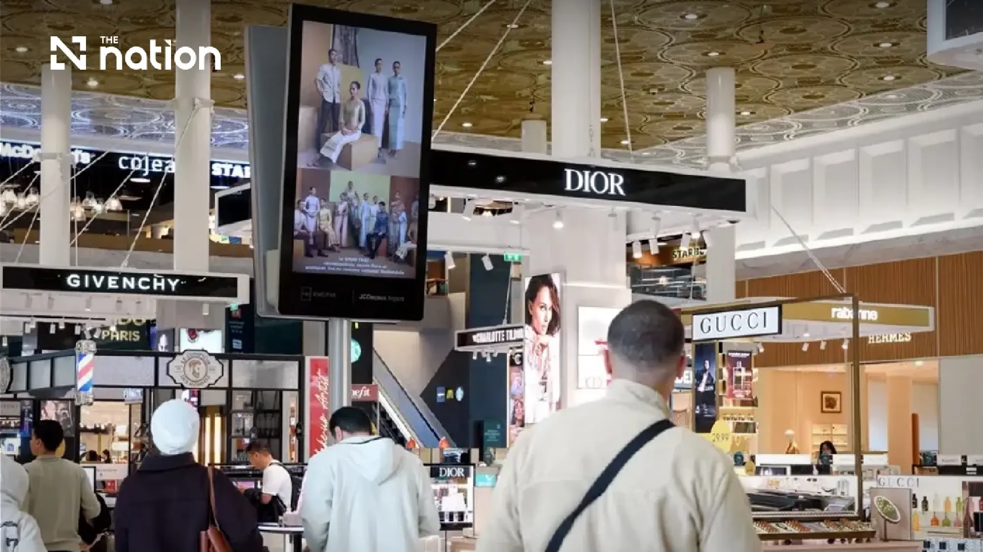 Chud Thai promoted at Paris airport before UNESCO heritage review