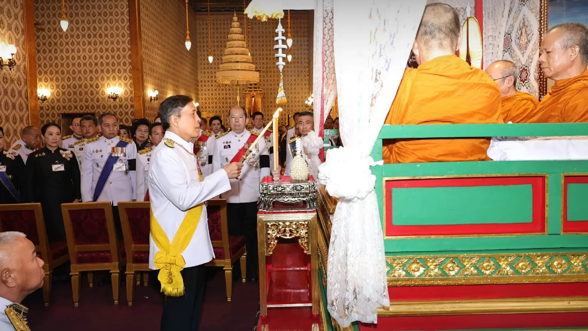 Their Majesties mark first anniversary of Queen Sirikit's passing