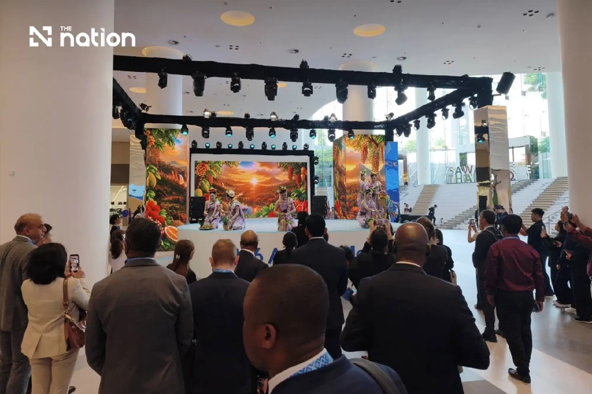 Thai fruit inspires dance at IMF–World Bank meetings in Bangkok on October 14