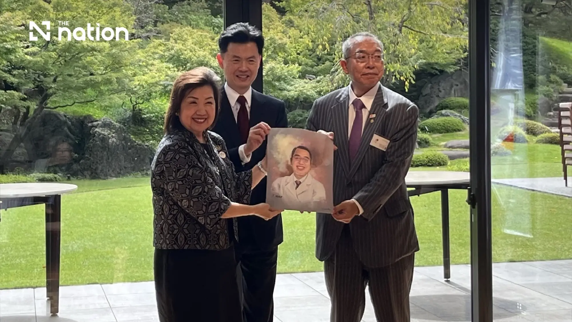 Philippine Embassy honours Japanese winners of Magsaysay Award