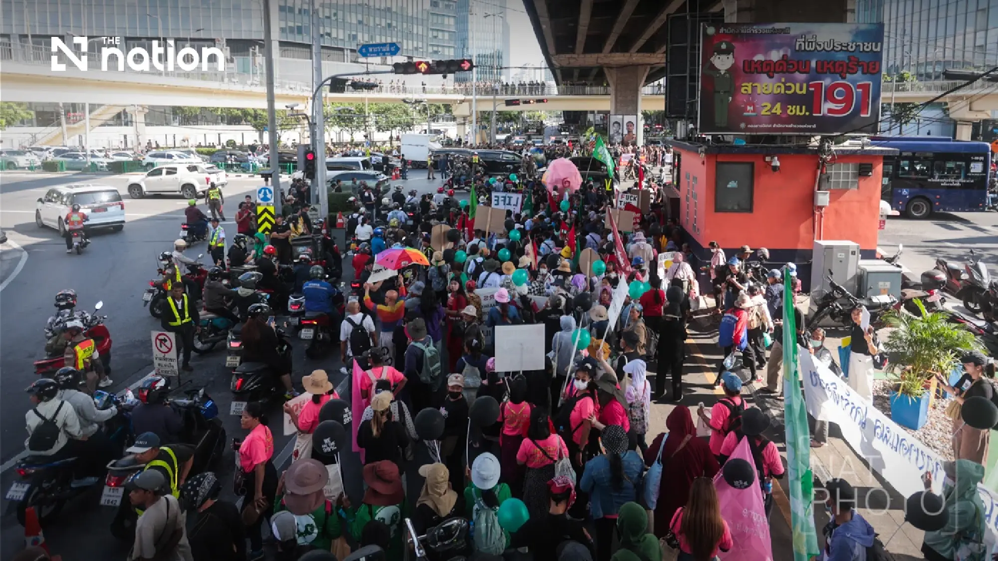 Over 1,000 Thai protesters accuse World Bank and IMF of favouring the rich on October 15