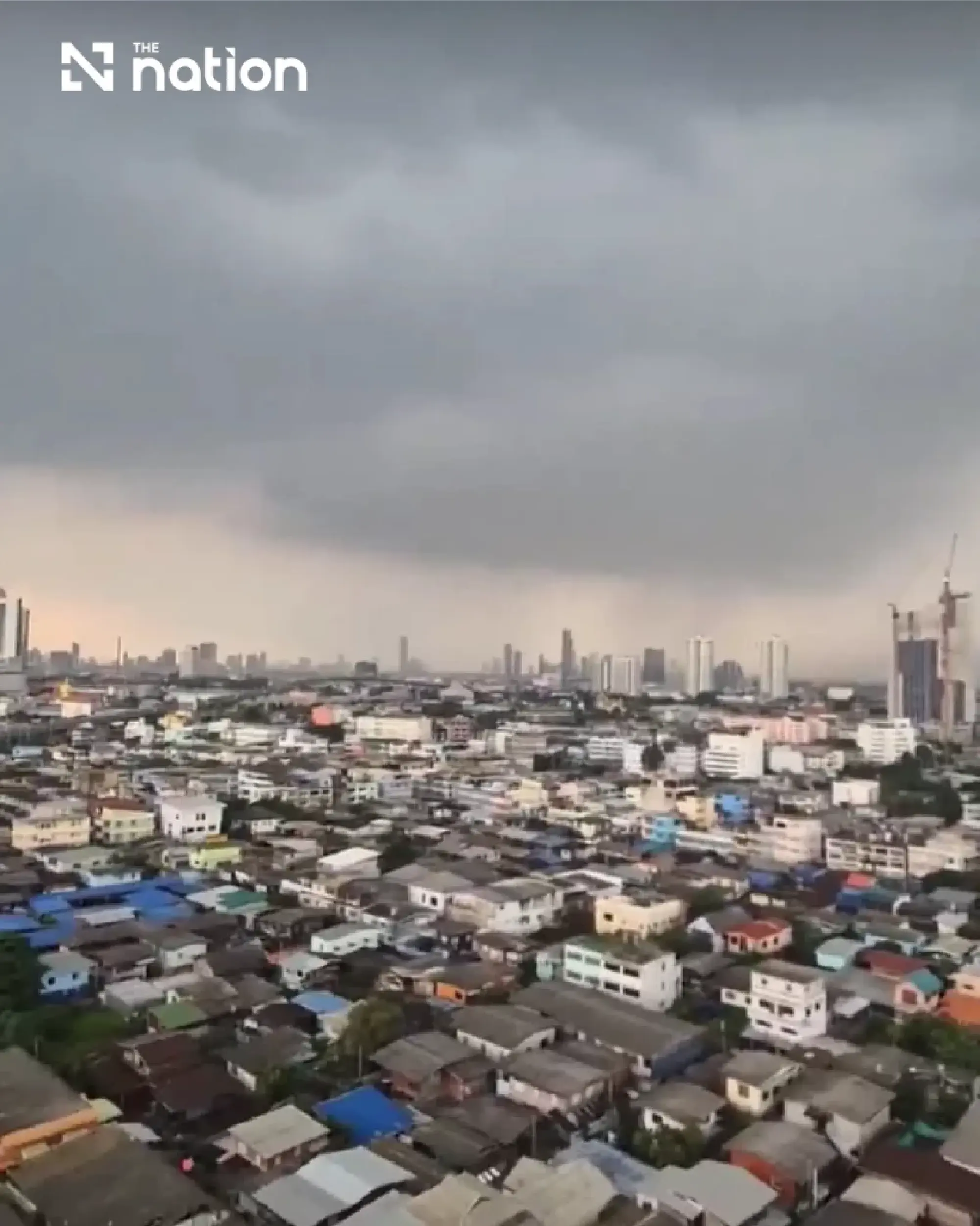 TMD warns of heavy rain, strong winds and lightning in Bangkok