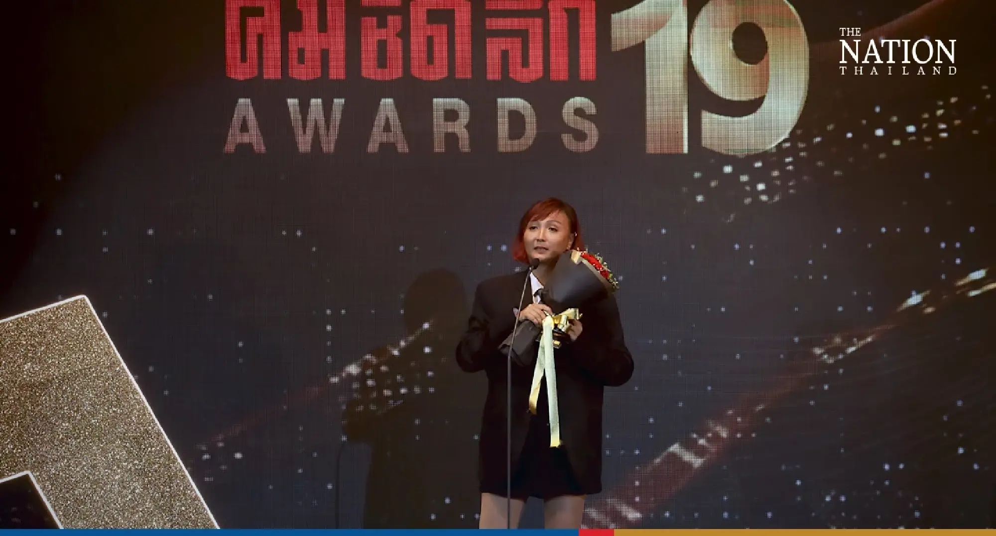 Red carpet takes a Thai twist at annual film, TV and music awards - Photo 32