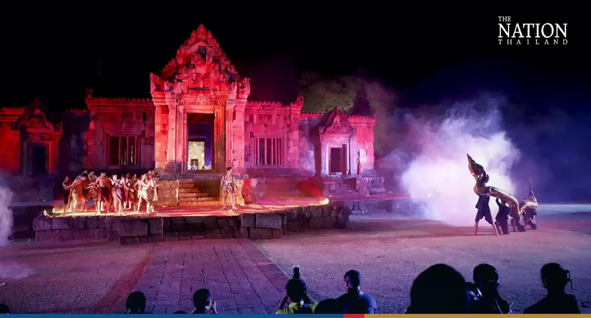 Local folklore show wins hearts of tourists at Buri Ram cultural festival - Photo 6