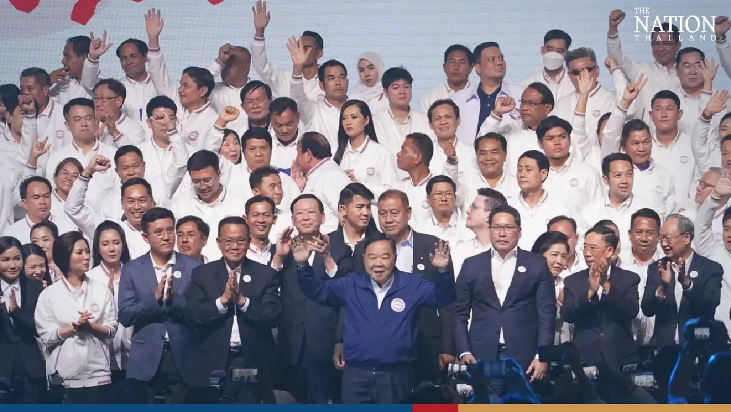 Palang Pracharath unveils MP candidates and 8 economic policies for election - Photo 1