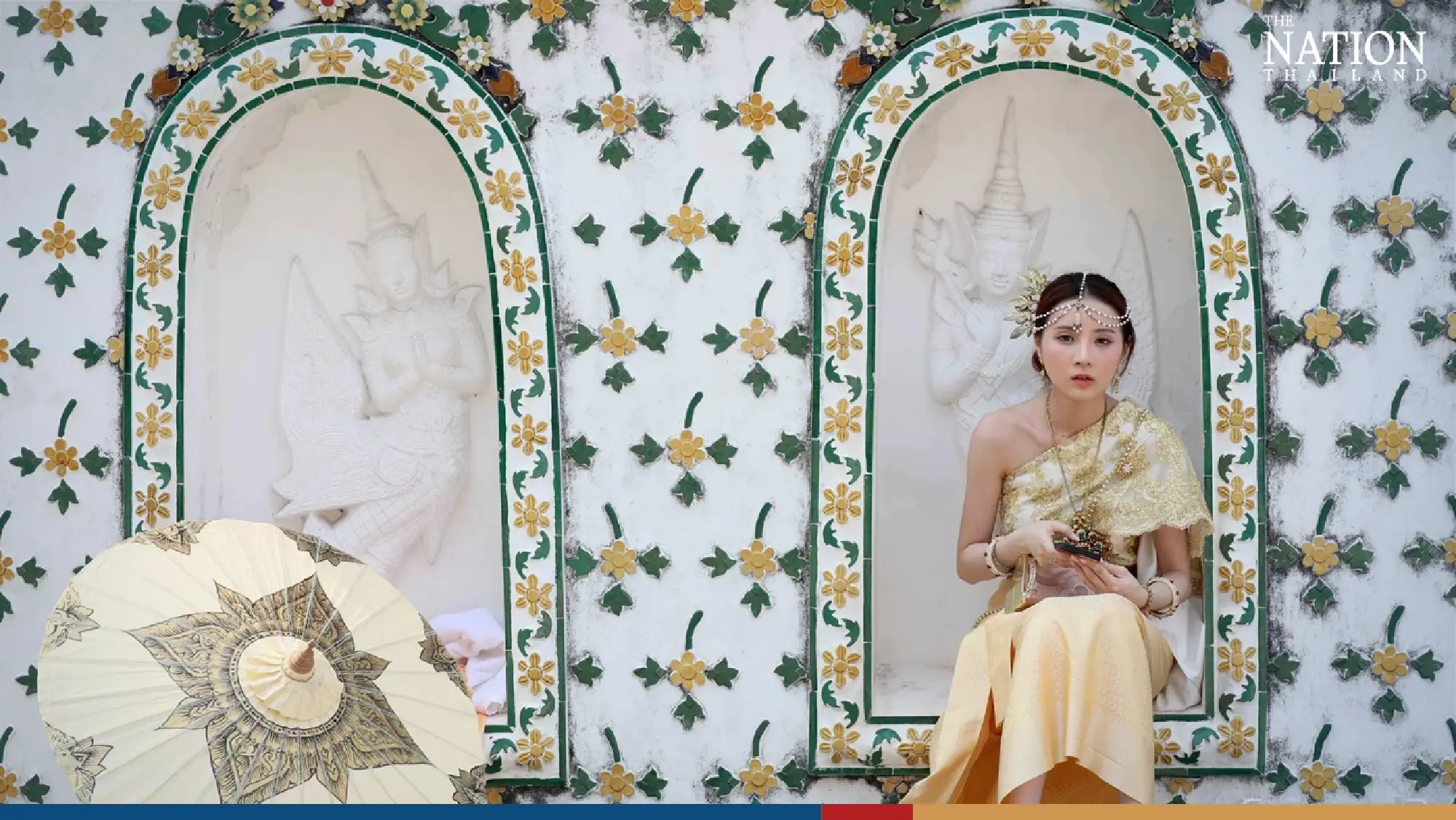 Tourists embrace Thai traditions at Bangkok’s Temple of Dawn - Photo 7