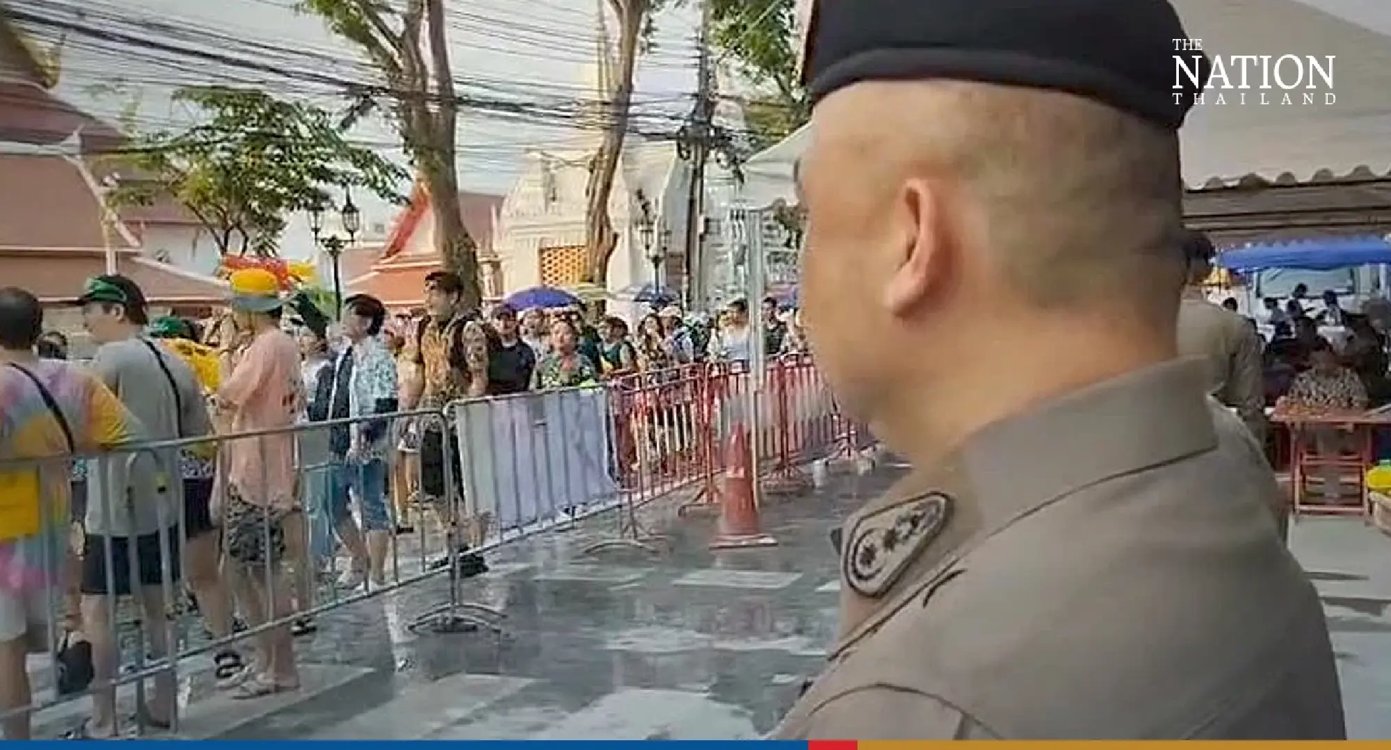Songkran 2023 wraps up with fierce splashing in Khao San, Silom - Photo 8