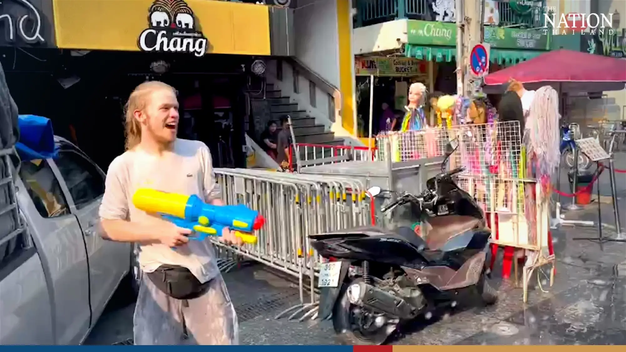 Khaosan locked and loaded for three days of Songkran mayhem - Photo 5