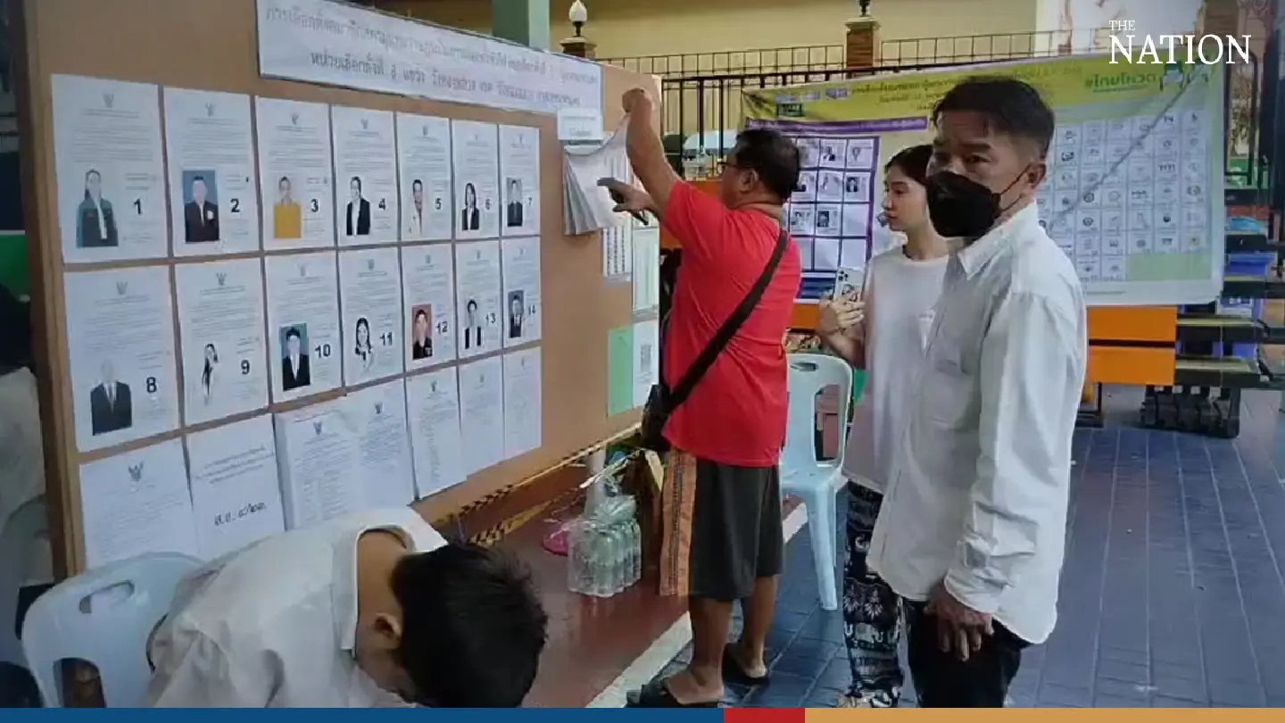 Bangkok voting on Sunday - Photo 1