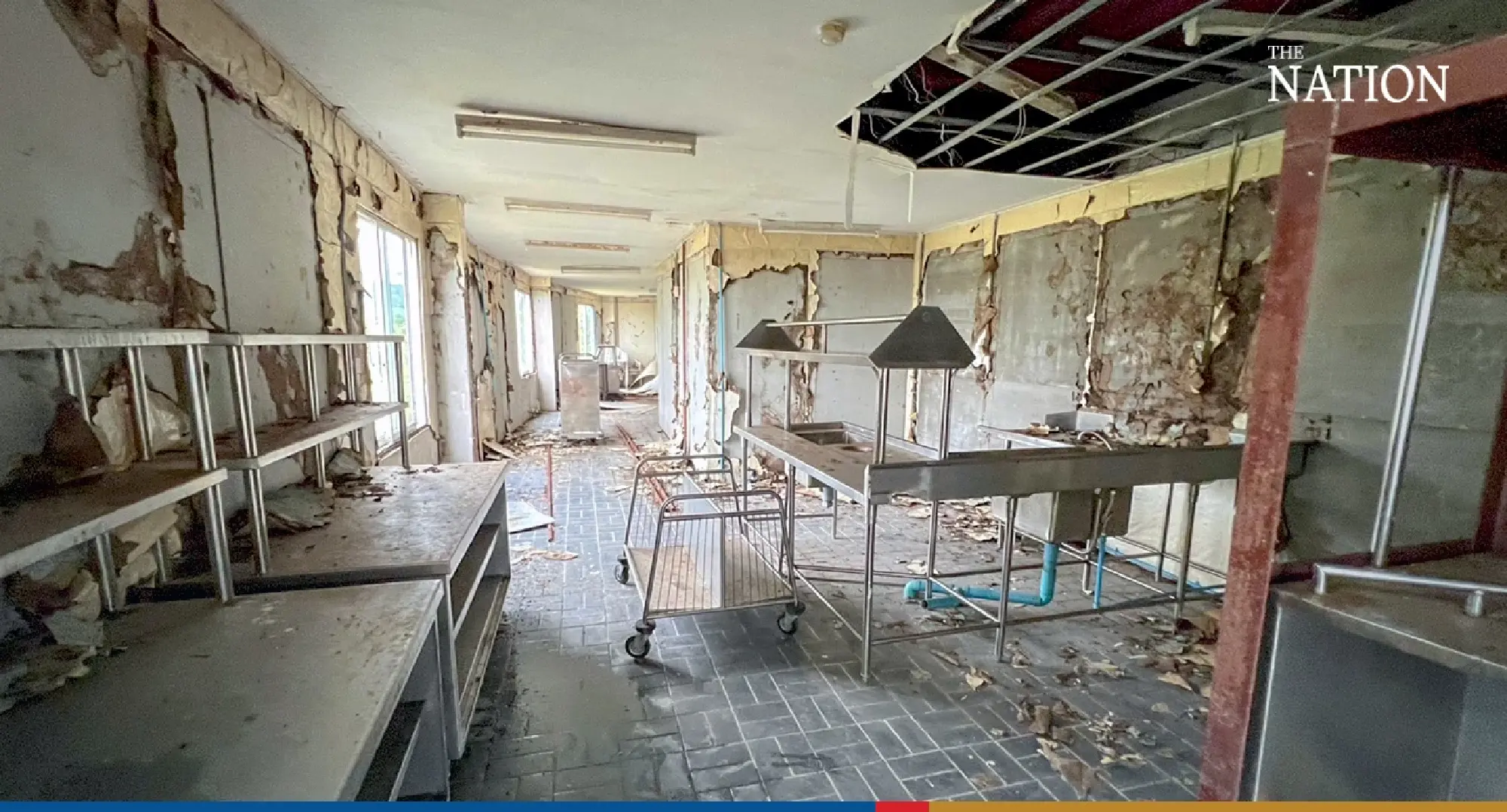 Thailand’s Koh Chang offers “haunted” experience in abandoned ship-hotel - Photo 4