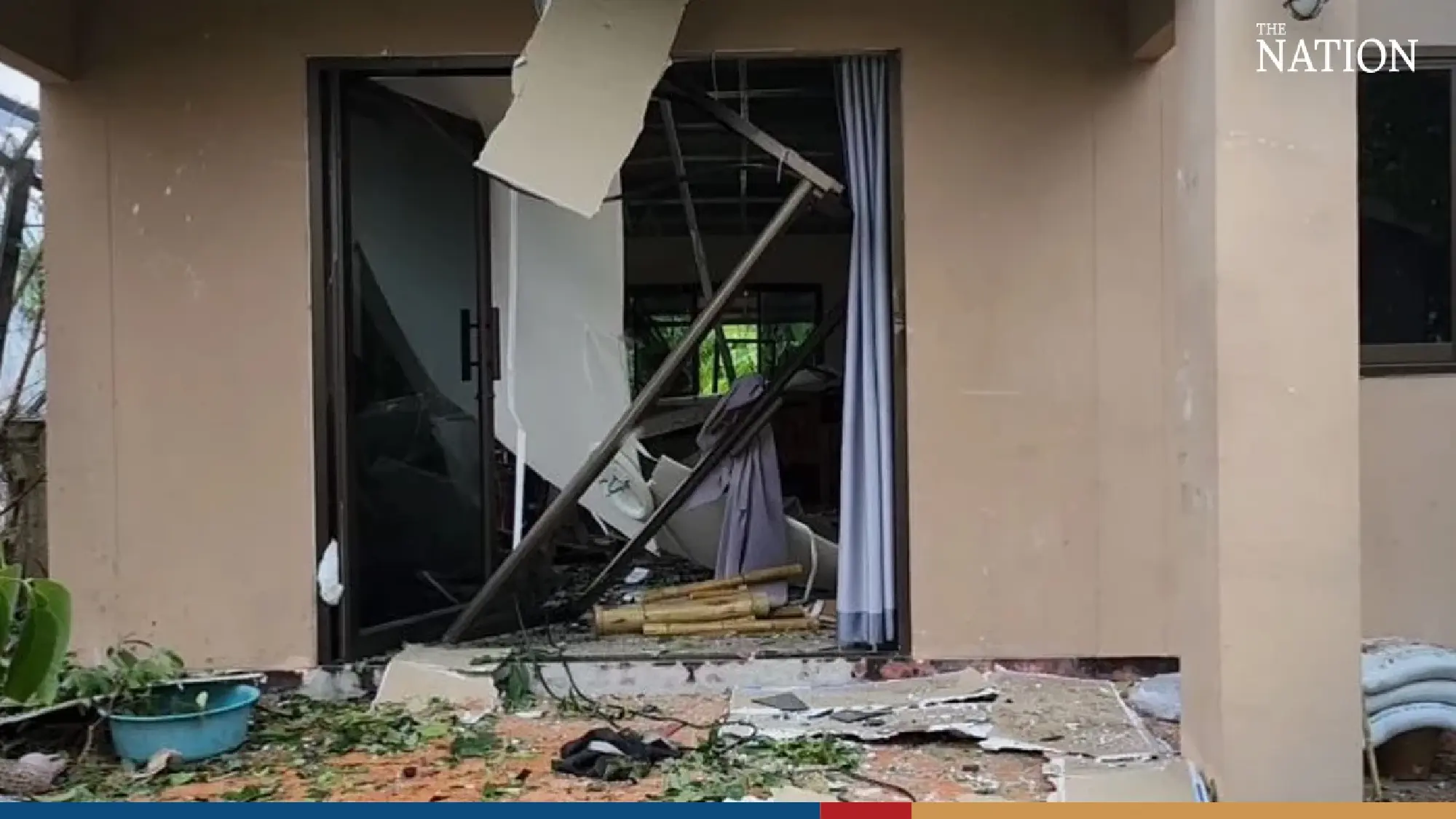 Explosion in Chiang Mai fireworks factory leaves 11 people injured - Photo 2