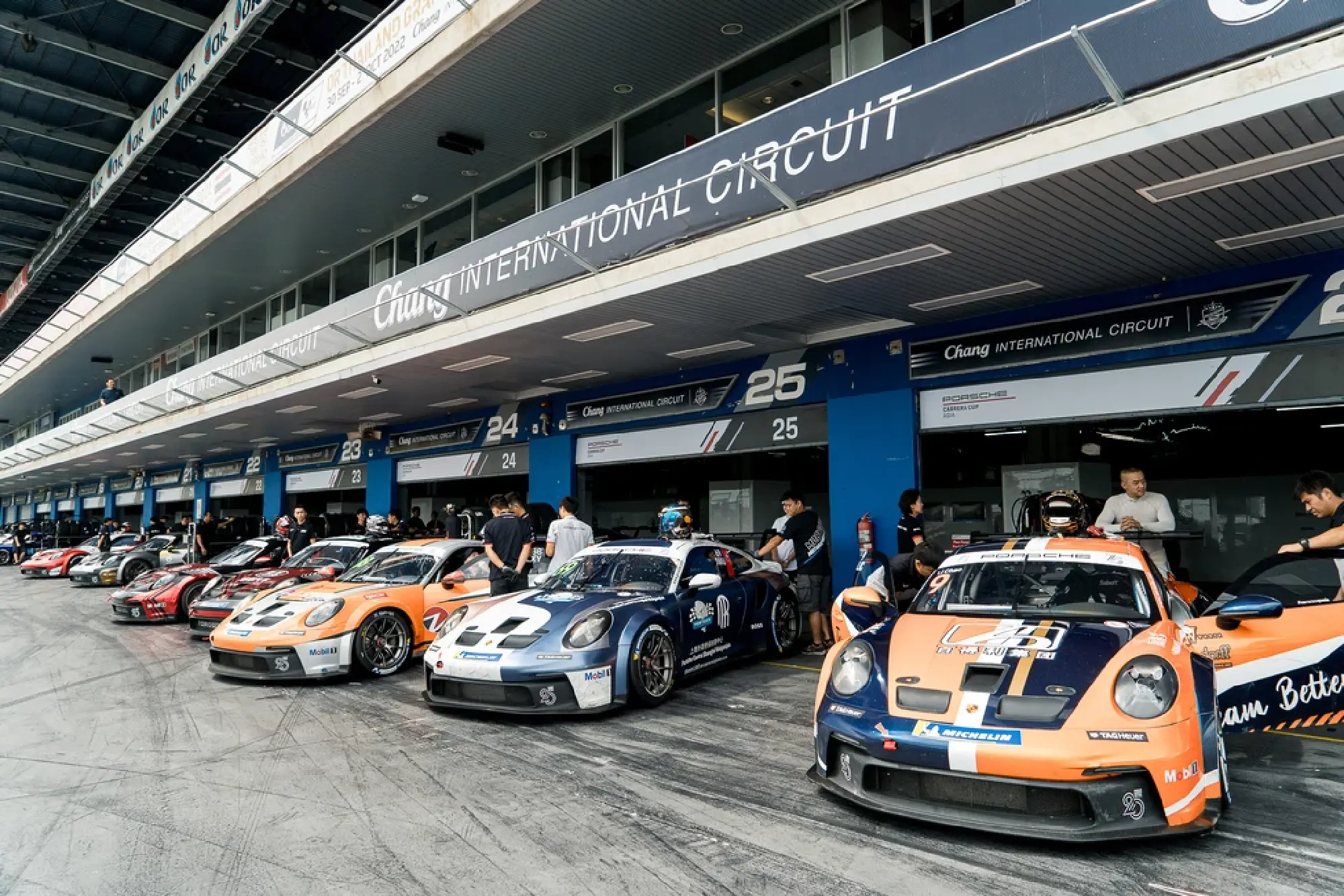 Porsche - Photo 31