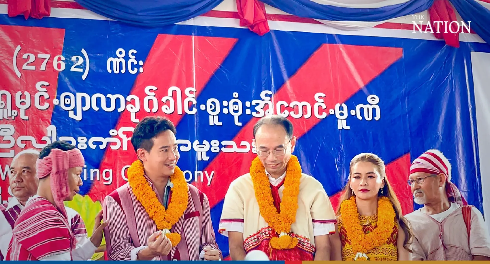 Pita met with huge applause as he attends Karen ritual in Bangkok temple - Photo 3