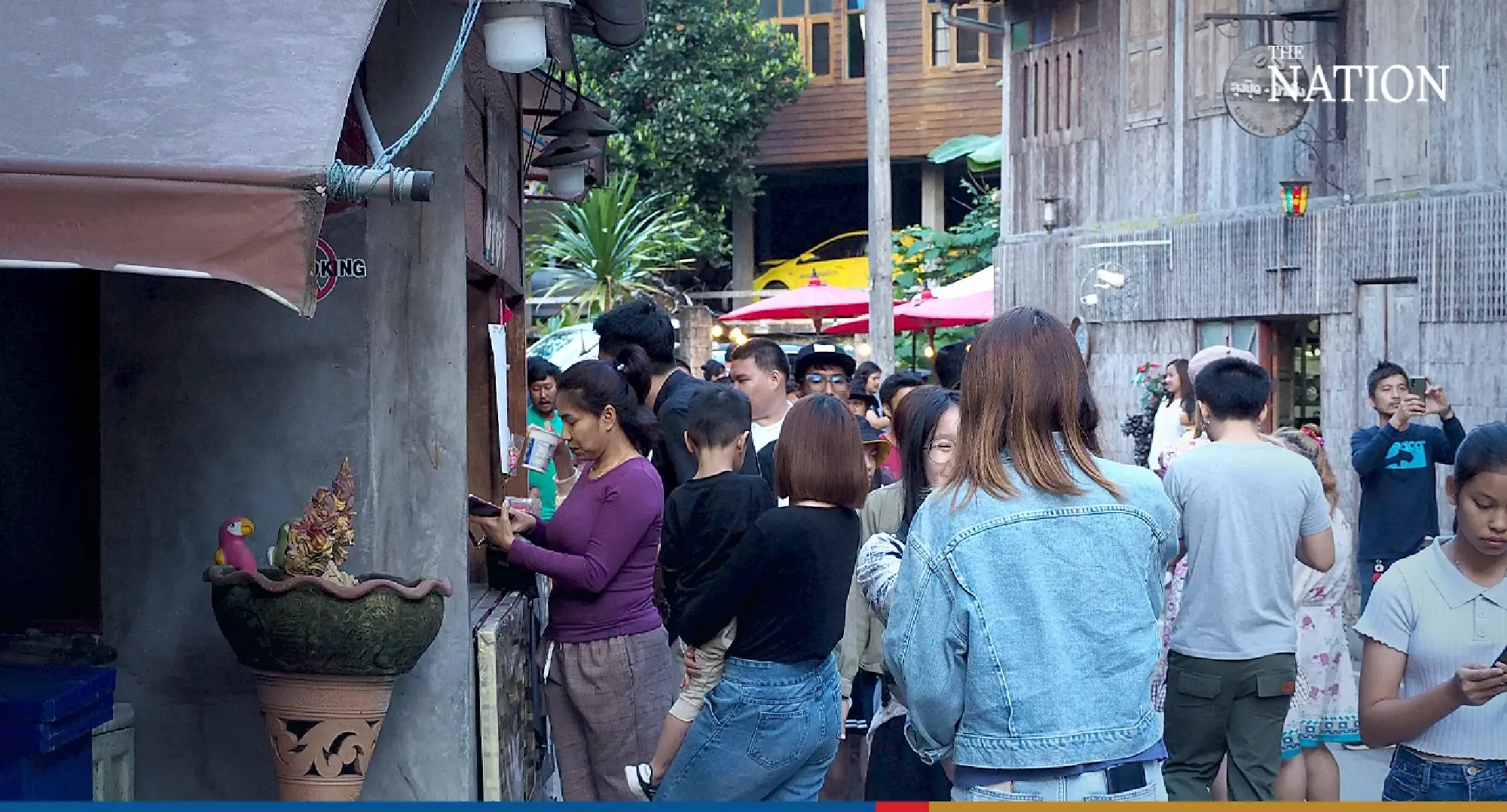 Chiang Mai readies plans for high tourist season - Photo 12
