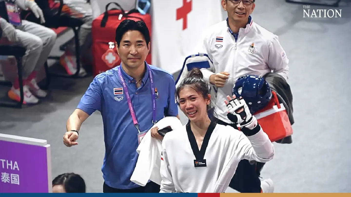 Taekwondo star Panipak lands first Asian Games gold for Thailand in controversial thriller - Photo 3