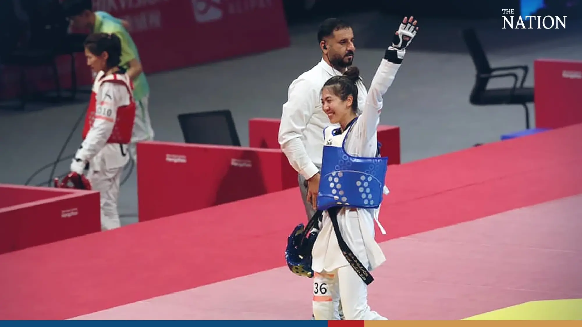 Taekwondo star Panipak lands first Asian Games gold for Thailand in controversial thriller - Photo 4