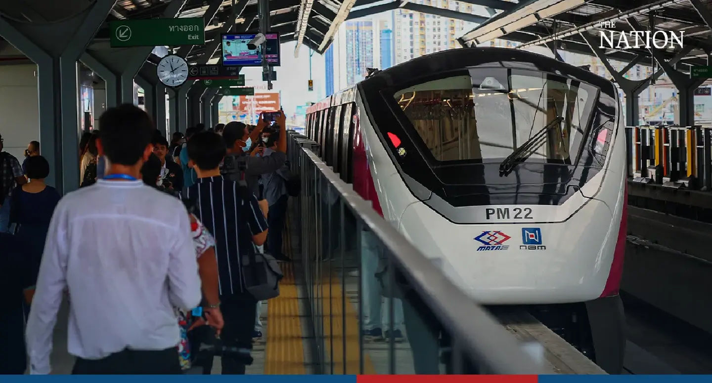Pink Line opens with free public rides - Photo 4