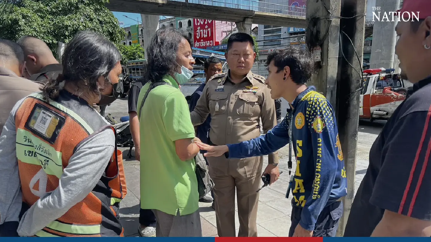 10 hurt in Bangkok ‘road rage’ crash - Photo 3