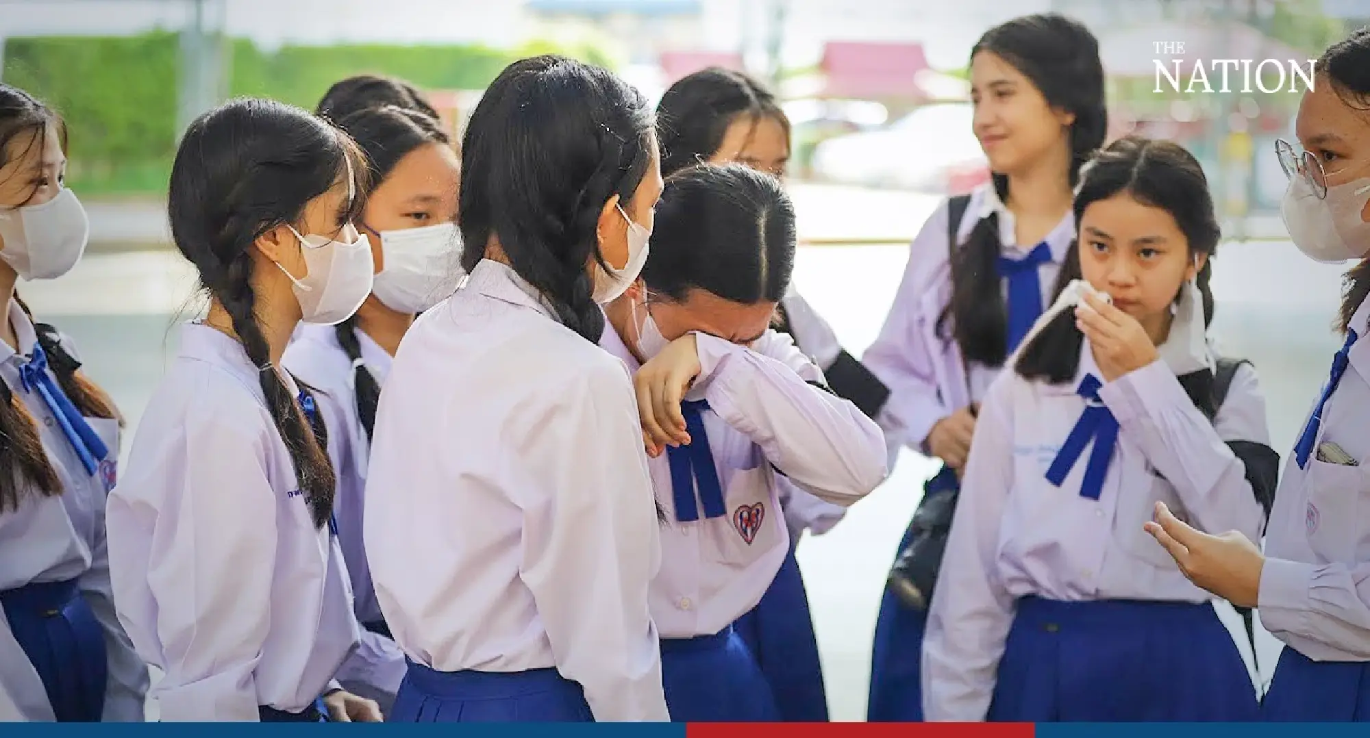 School mourns death of beloved Khru Jiab - Photo 1