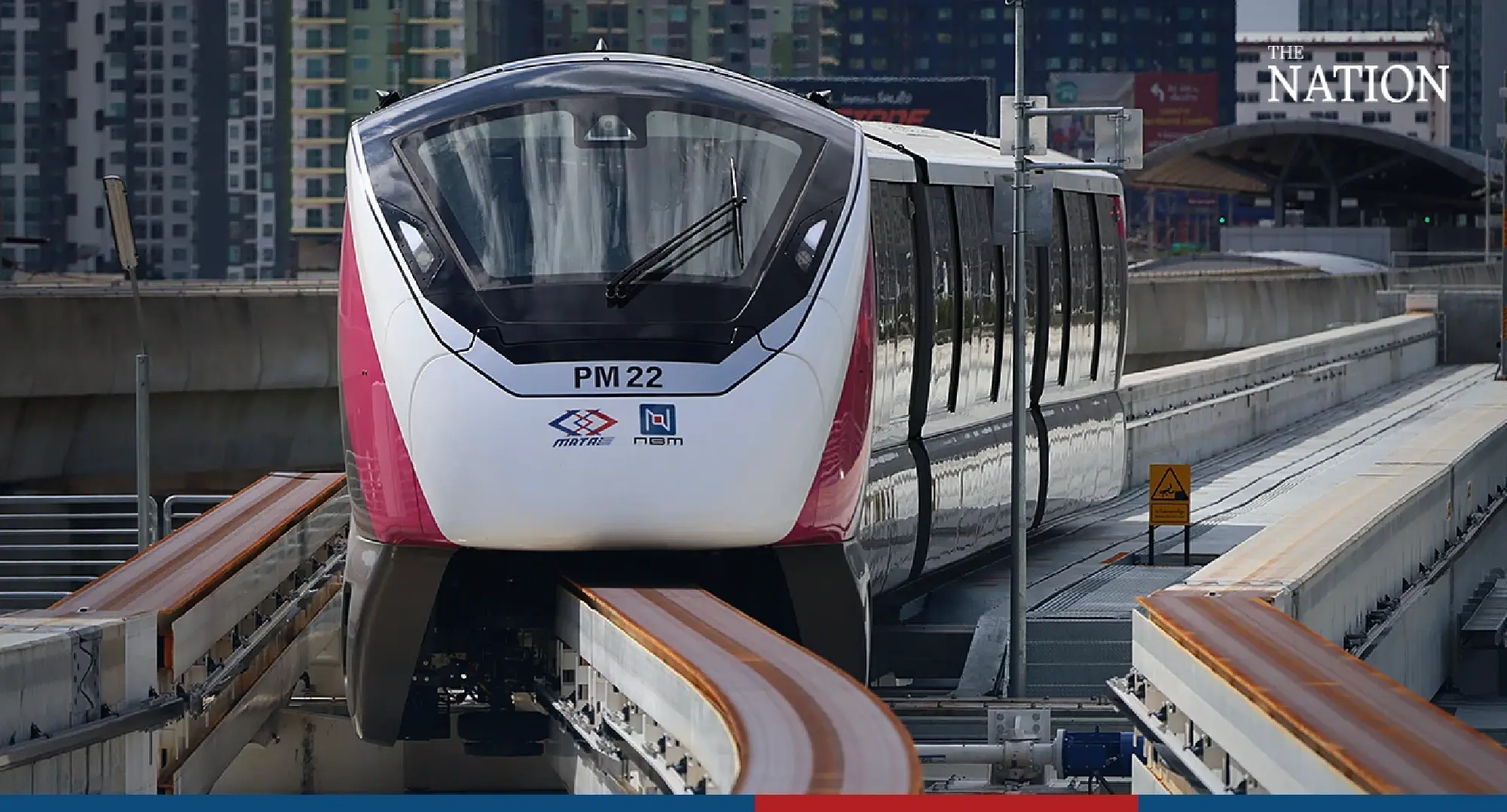 Pink Line opens with free public rides - Photo 5
