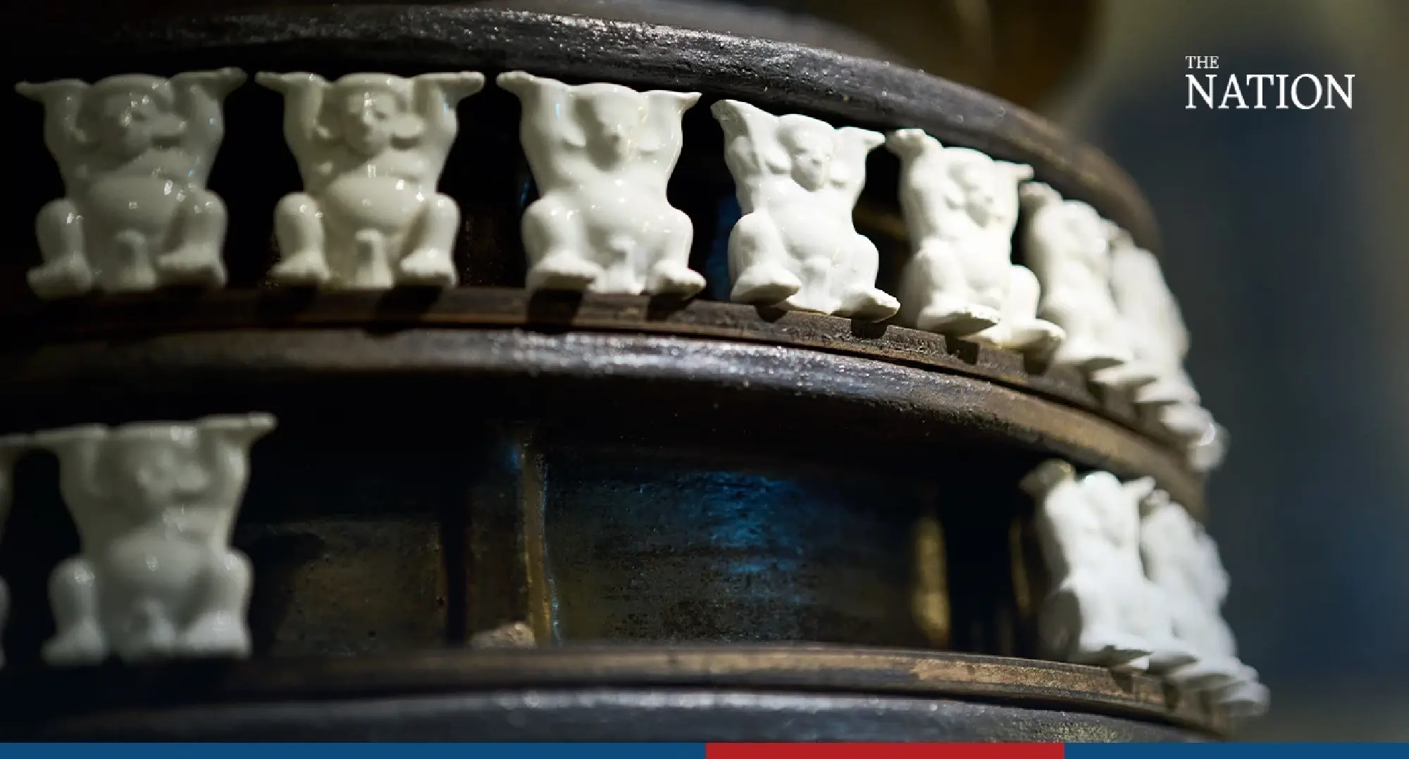 Artist ‘Tew’ challenges us to rethink the power of ceramics - Photo 6