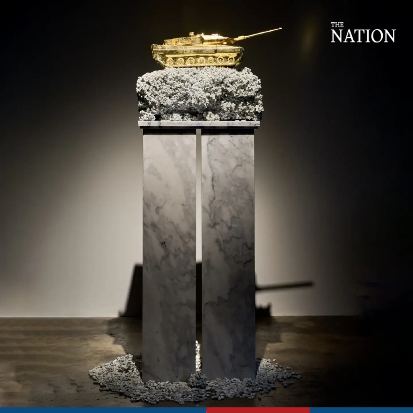 Artist ‘Tew’ challenges us to rethink the power of ceramics - Photo 1