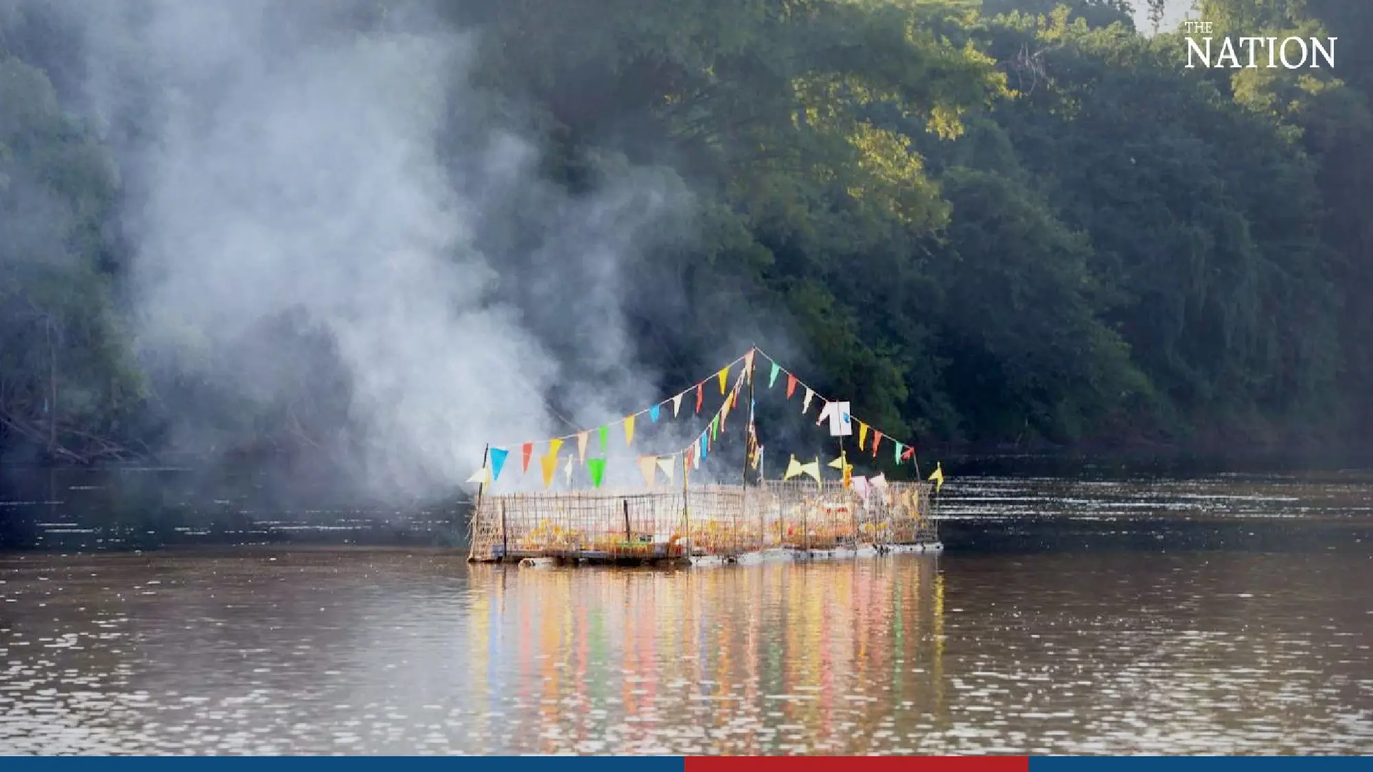 Phitsanulok villagers thank the gods - Photo 7