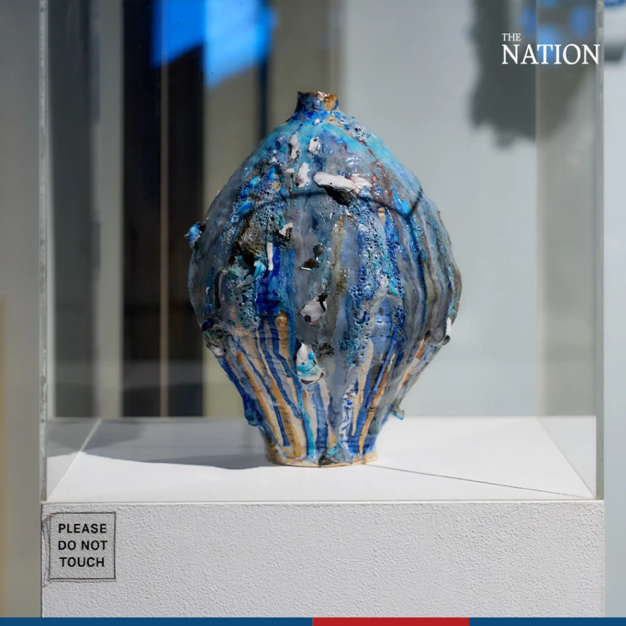 Artist ‘Tew’ challenges us to rethink the power of ceramics - Photo 5