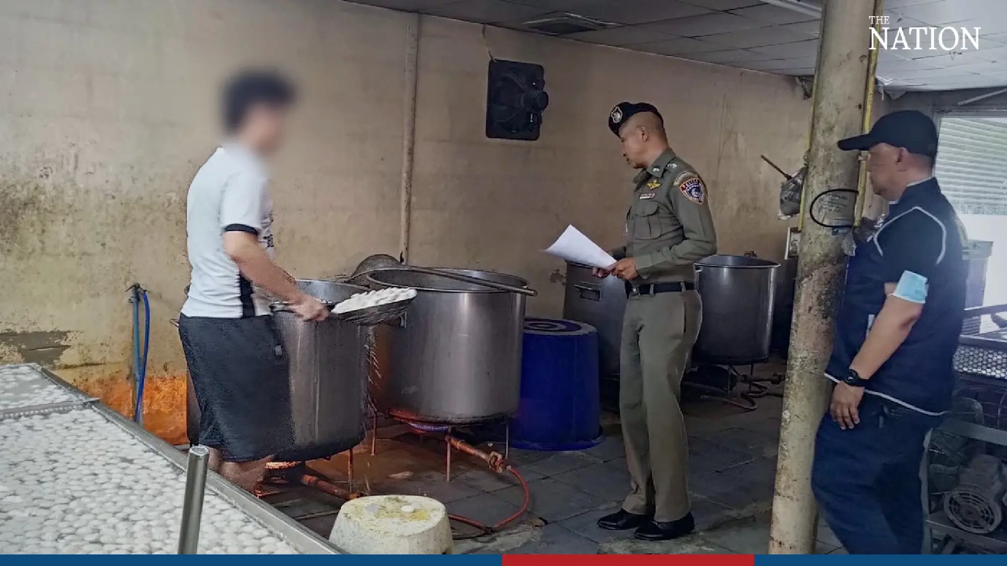 Police bust unlicensed meatball factory - Photo 5