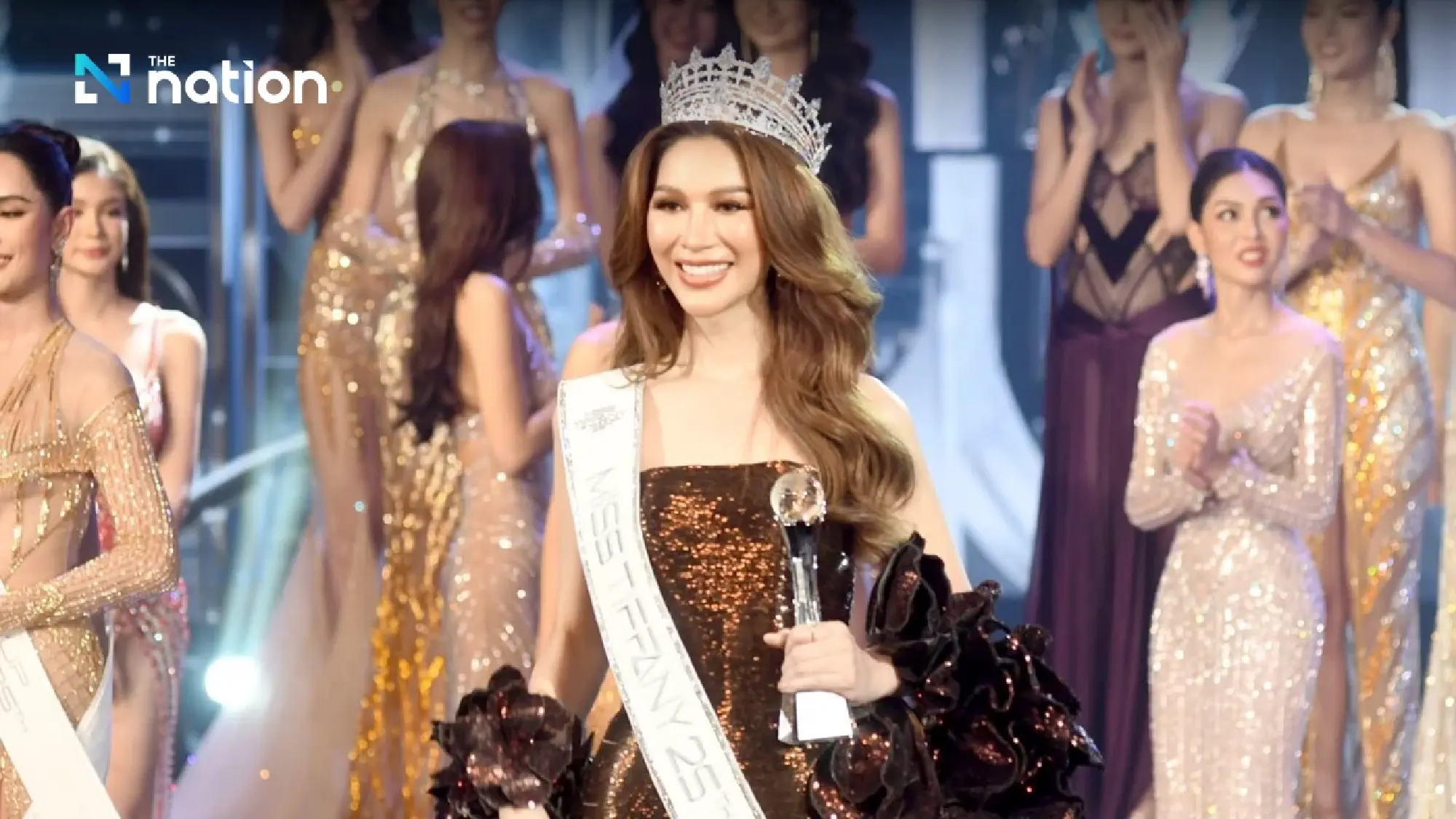 Flight attendant from Tak wins Miss Tiffany title - Photo 2