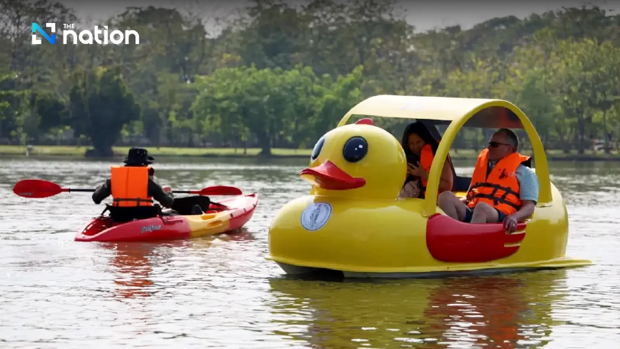 Bangkokians invited to enjoy free boating at Rot Fai Park - Photo 5