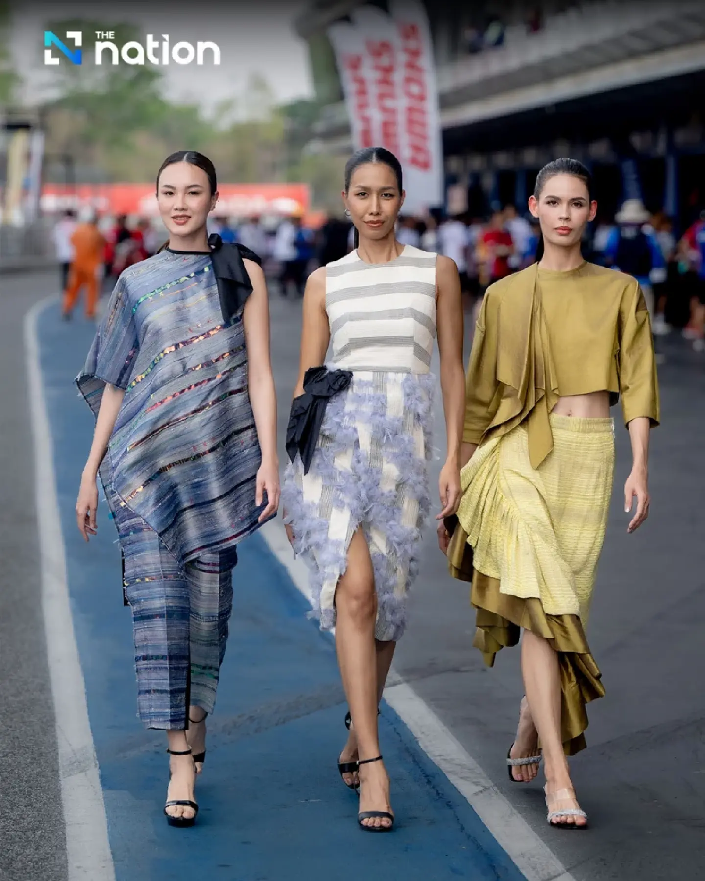 Thai silk’s elegance showcased at motorbike championship in Buri Ram - Photo 1
