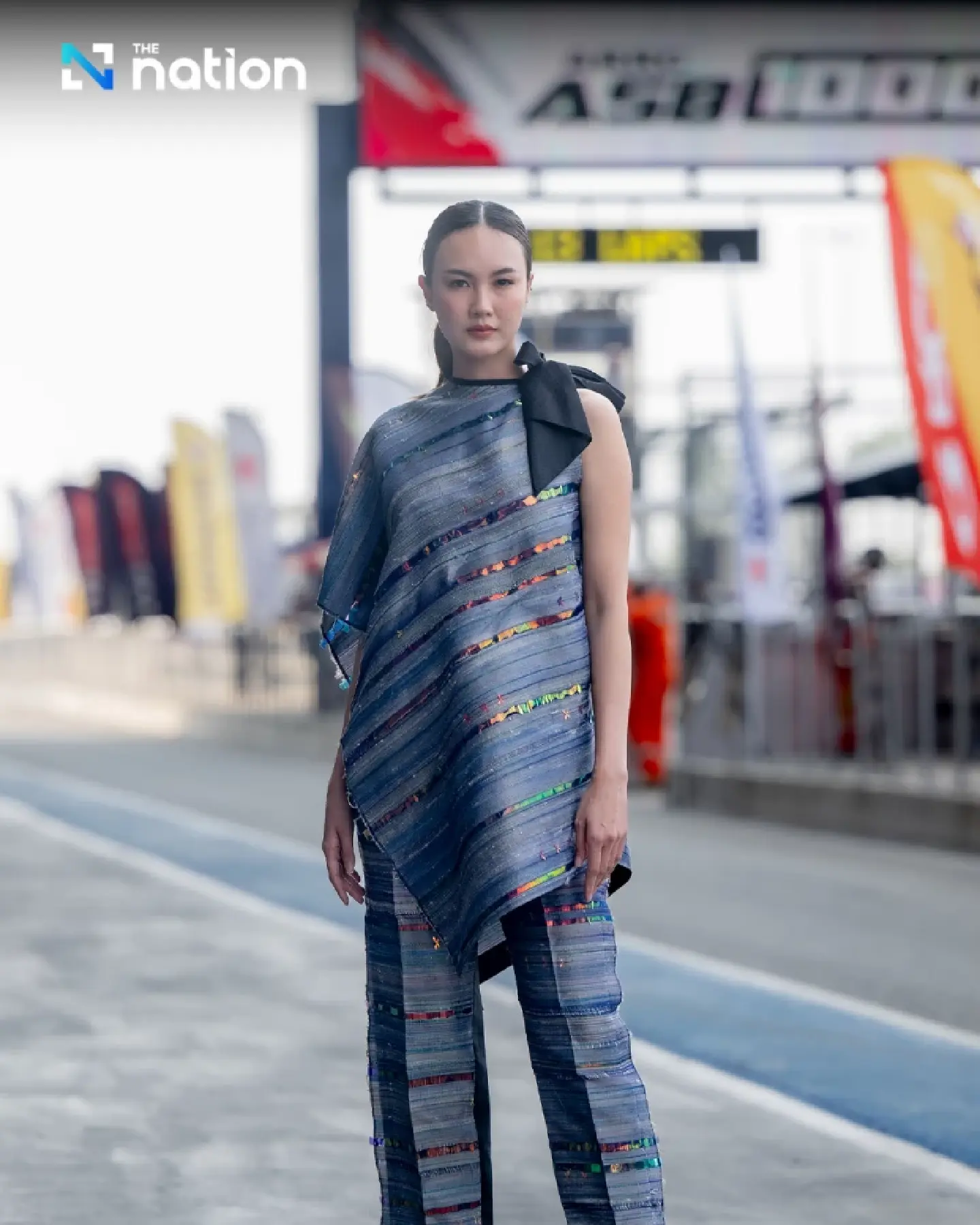 Thai silk’s elegance showcased at motorbike championship in Buri Ram - Photo 4