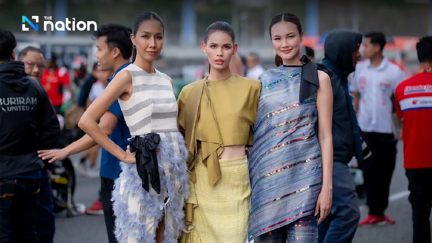 Thai silk’s elegance showcased at motorbike championship in Buri Ram - Photo 2